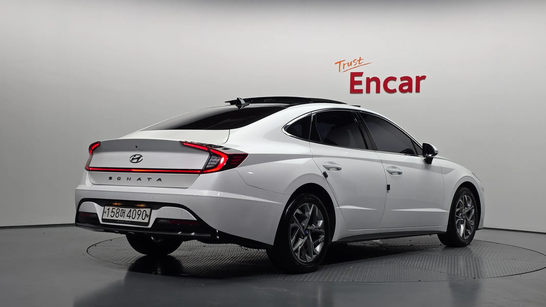 Hyundai (DN8) 2.0 2019 2/33