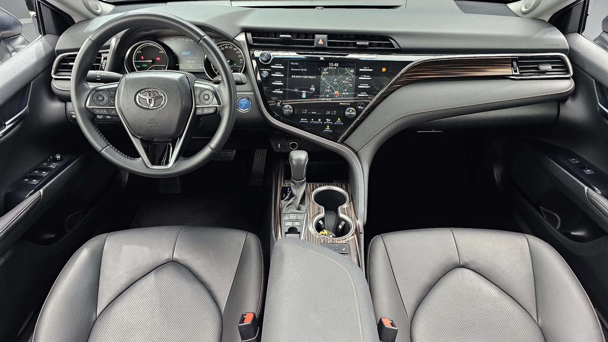Toyota (XV70) 2.5 XLE 2019 4/5