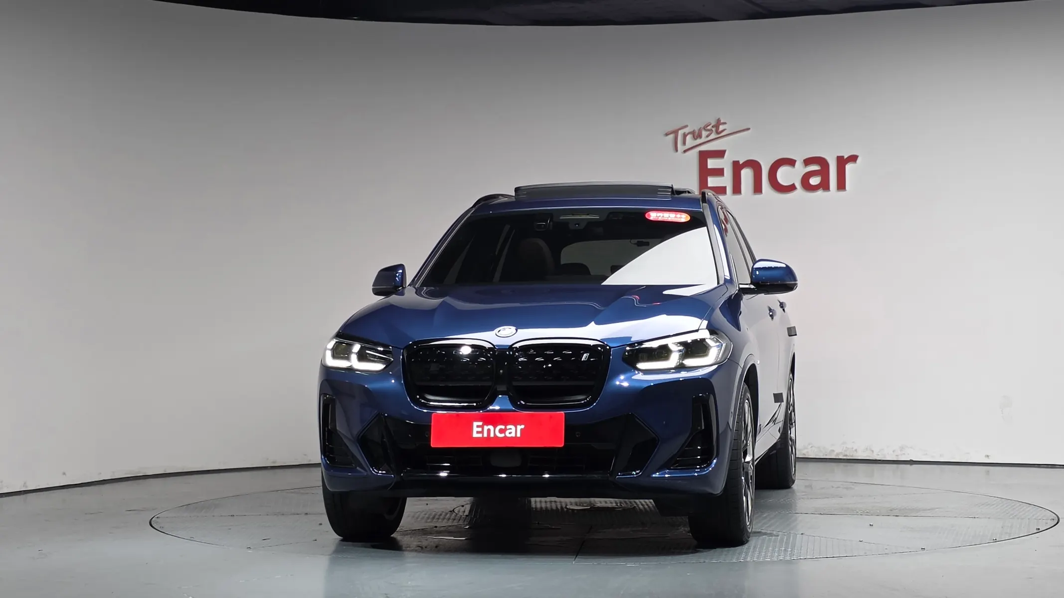 BMW iX3 M 2025 2/36