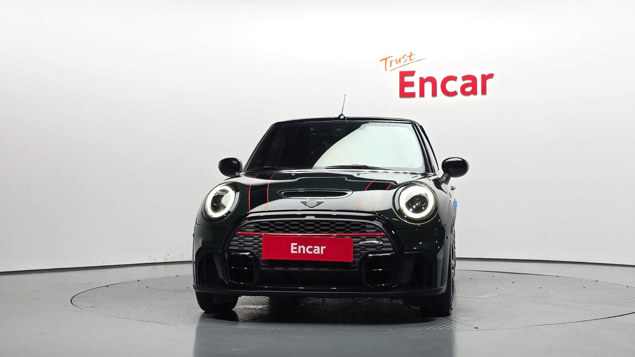 MINI S Convertible JCW 2024 2/5