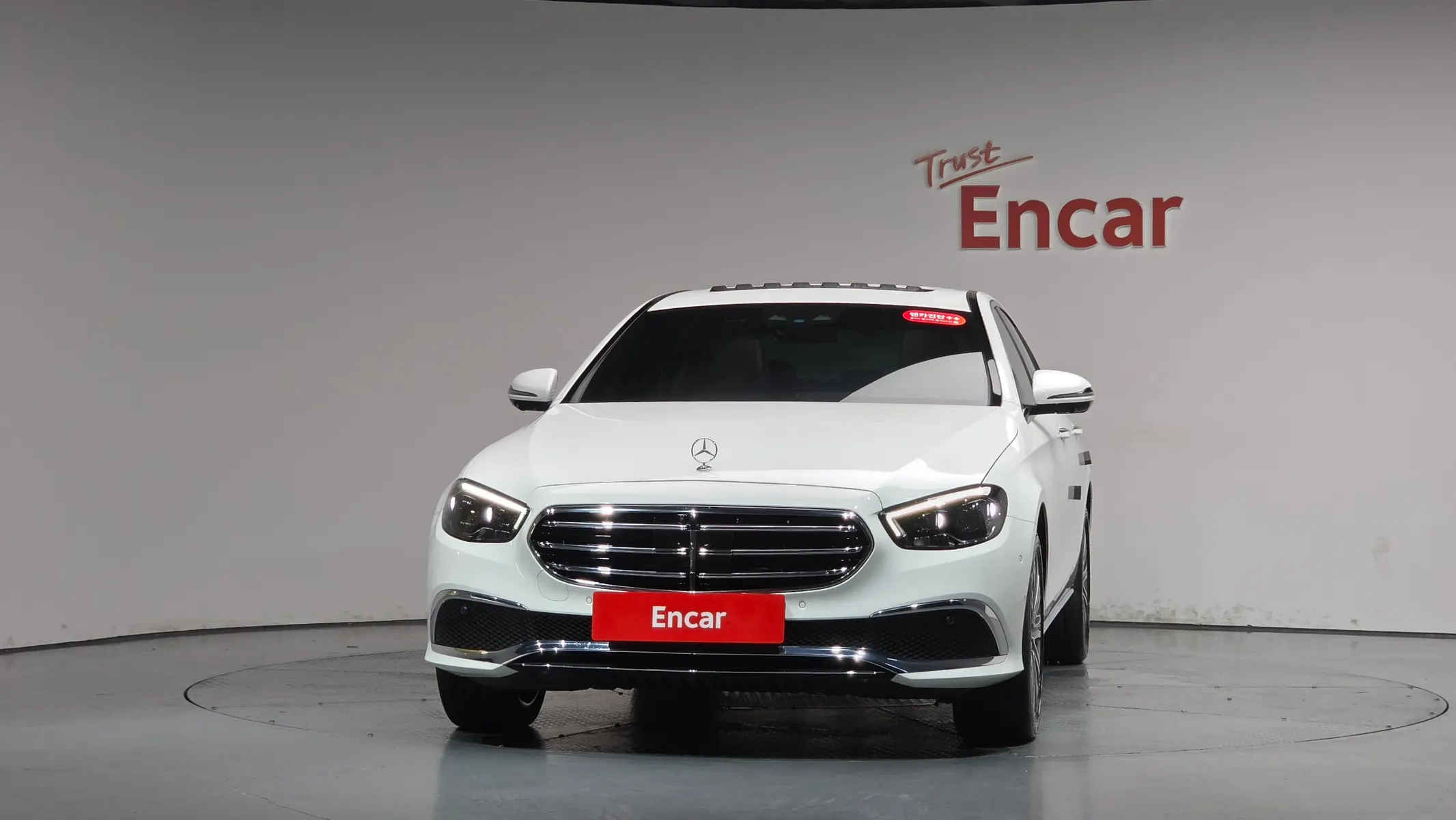 Mercedes-Benz E-Class W213 E350 4MATIC 2023 2/34