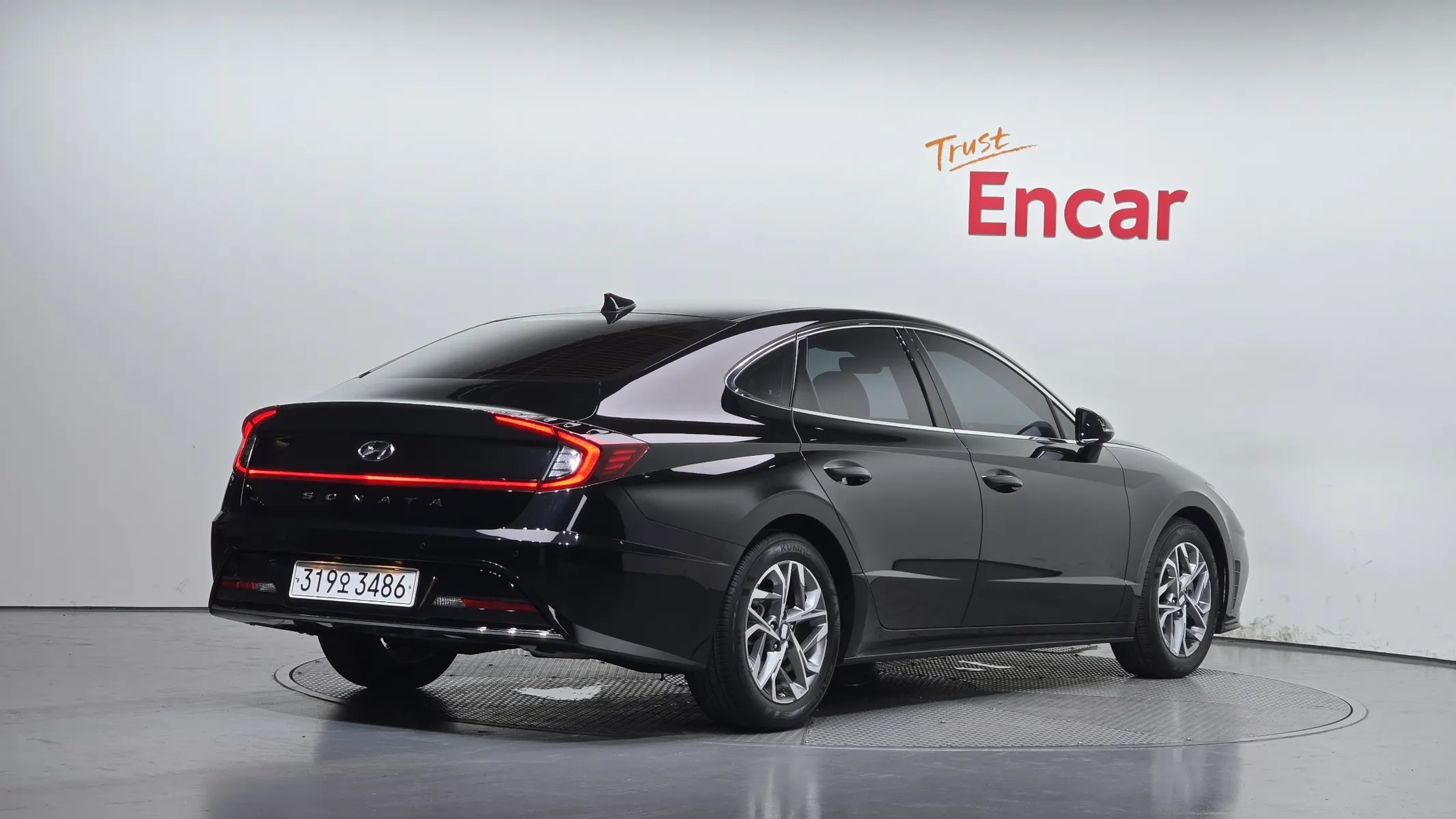 Hyundai (DN8) 2.0 2022 2/32
