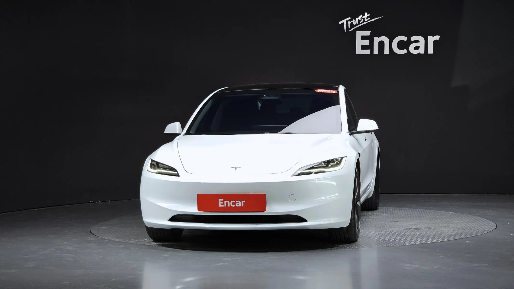 Tesla 3 AWD 2024 2/5