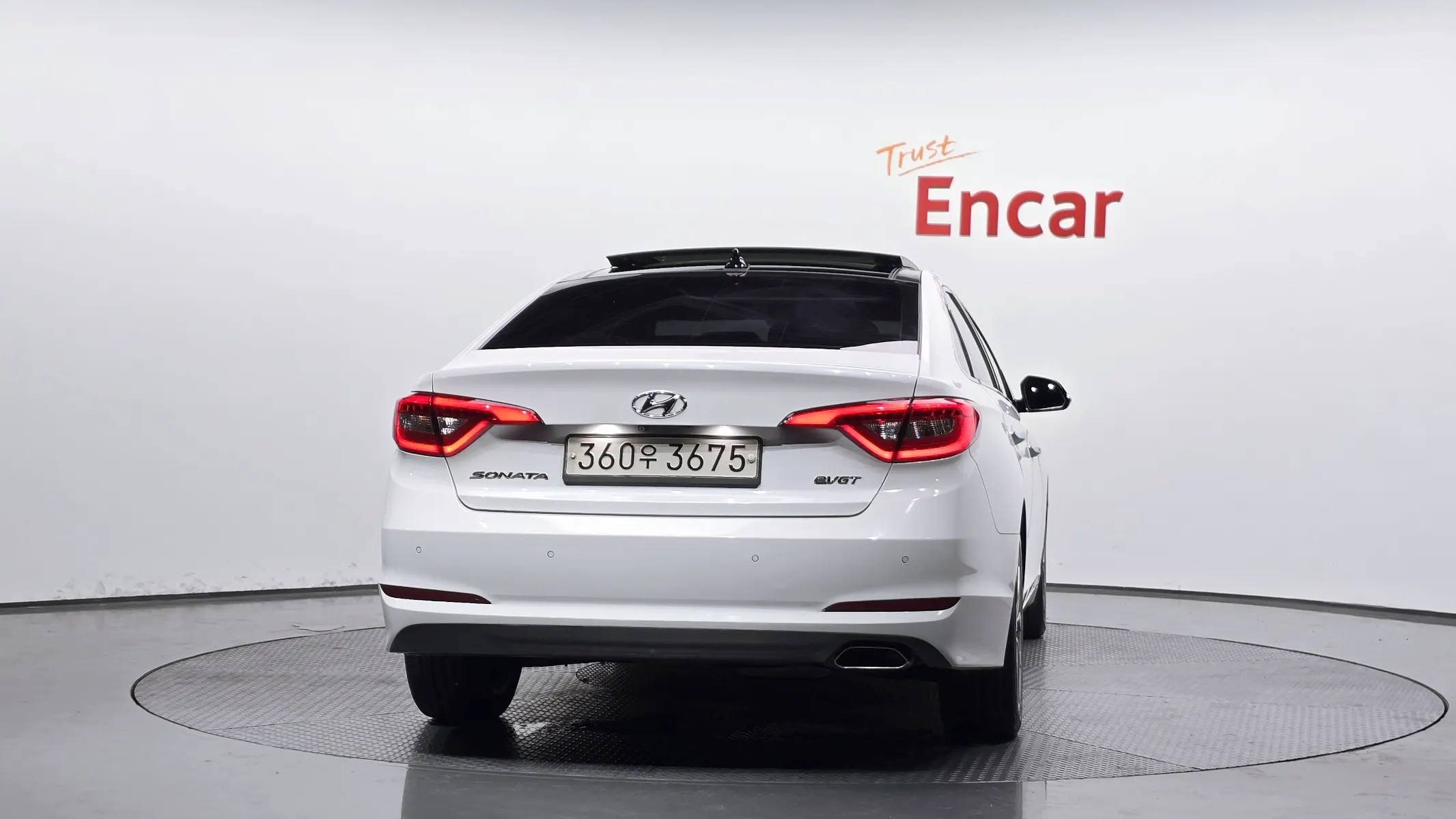 Hyundai LF 1.7 2016 3/33
