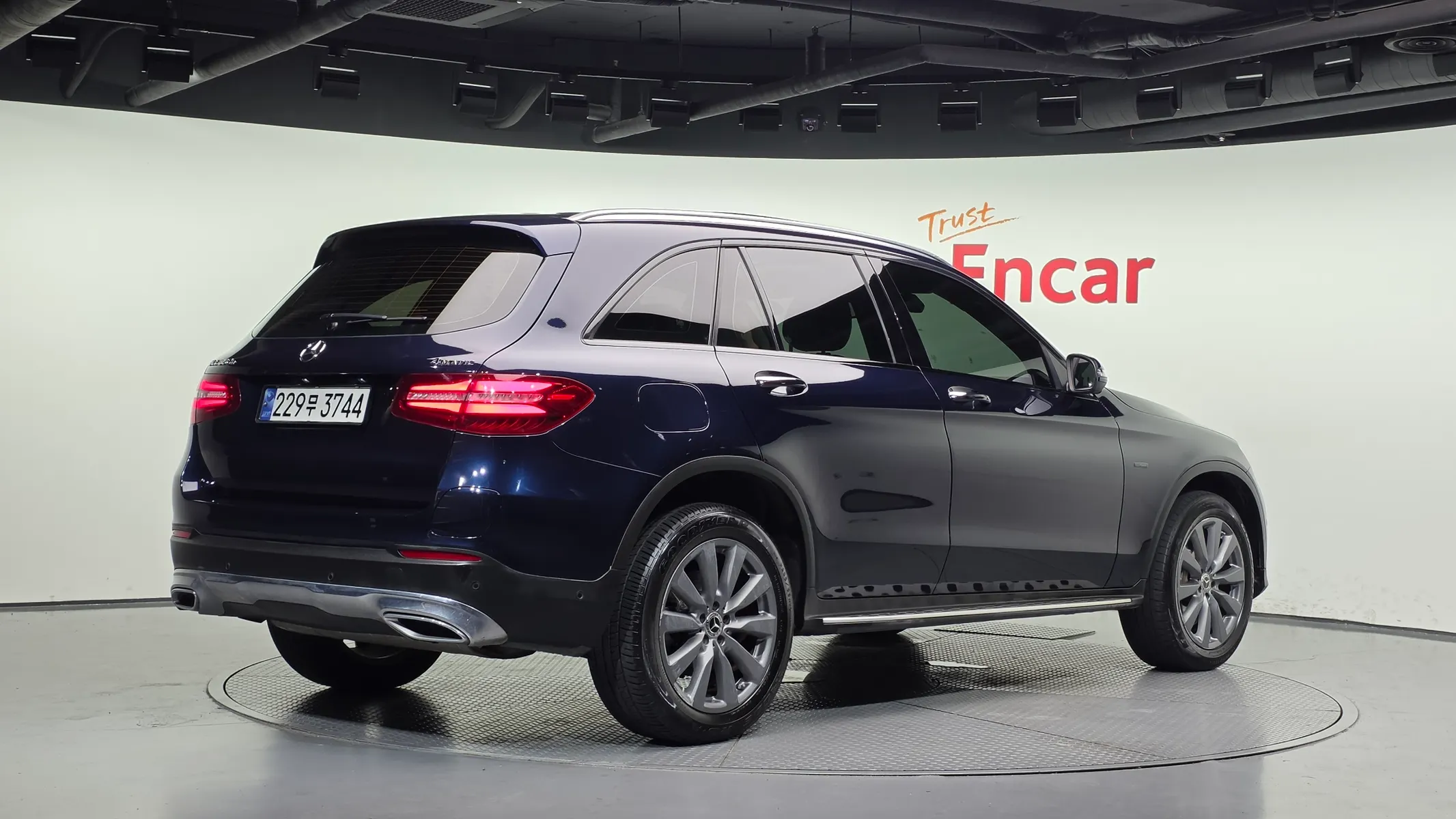 Mercedes-Benz GLC-Class X253 GLC350e 4MATIC 2018 2/21