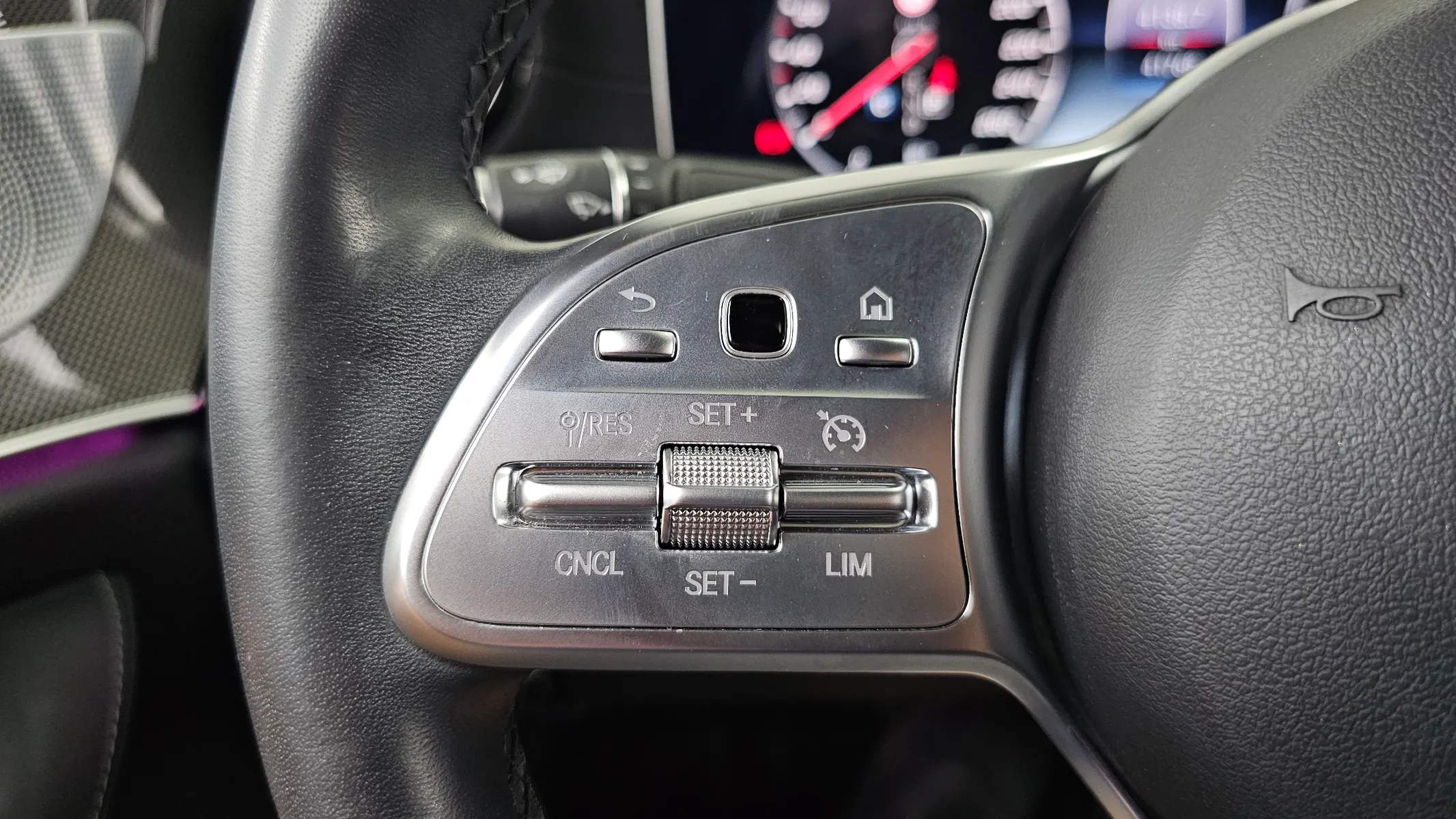 Mercedes-Benz CLS-Class C257 CLS300d AMG Line 2020 32/33