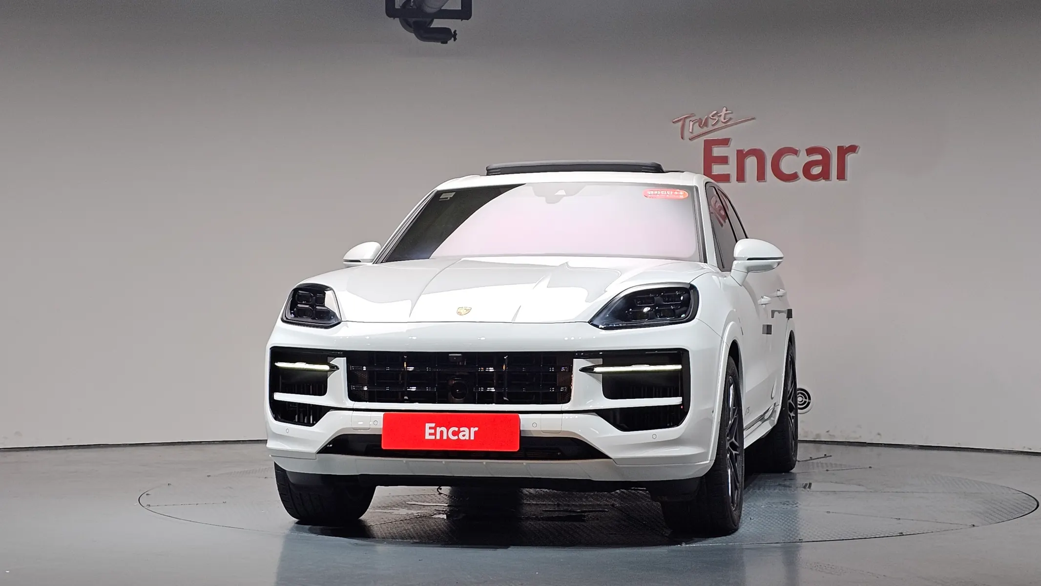 Porsche (PO536) 4.0 GTS 2025 2/38