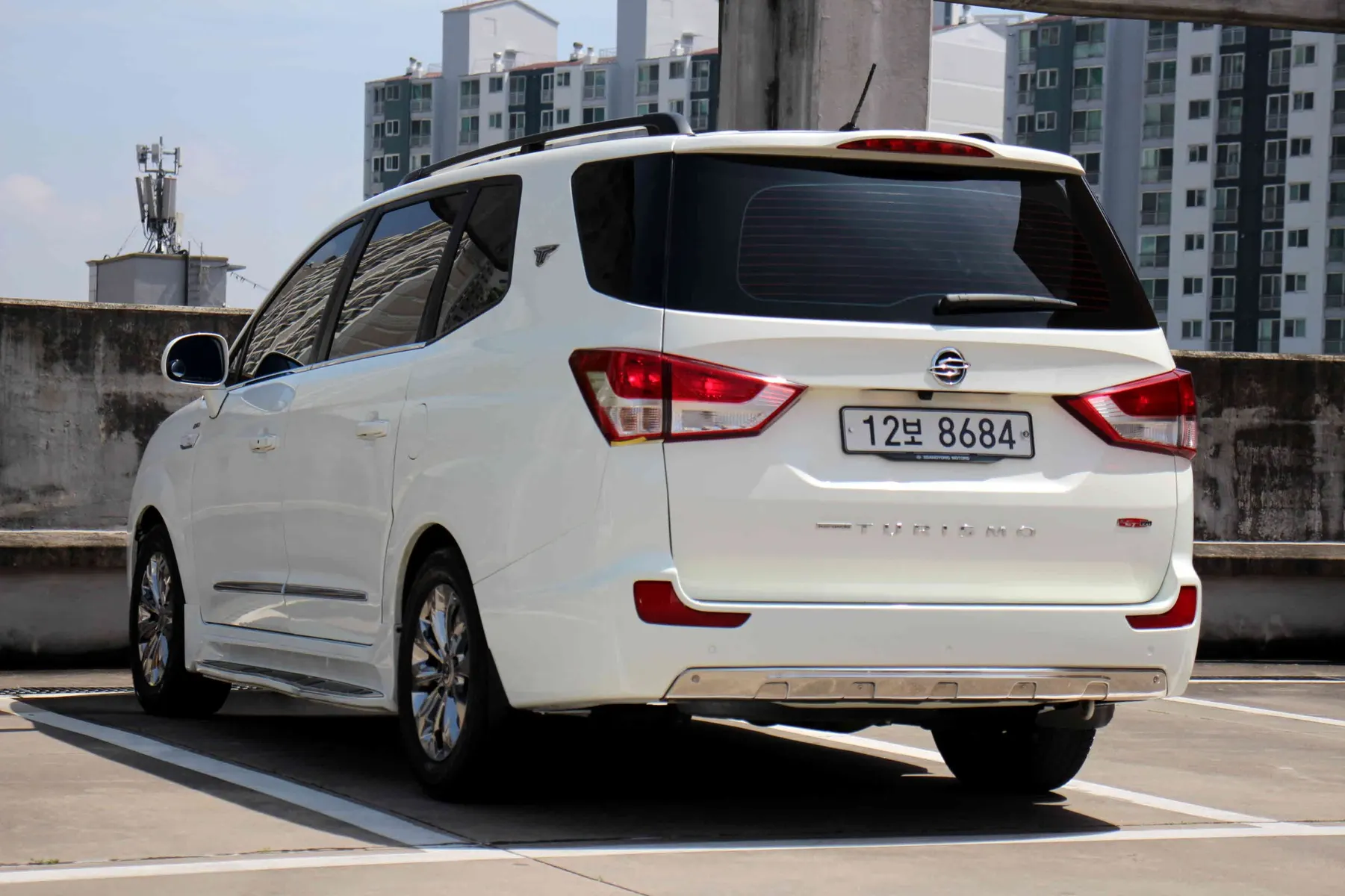 KG Mobility 코란도 투리스모 4WD TX 9 2017 4/5