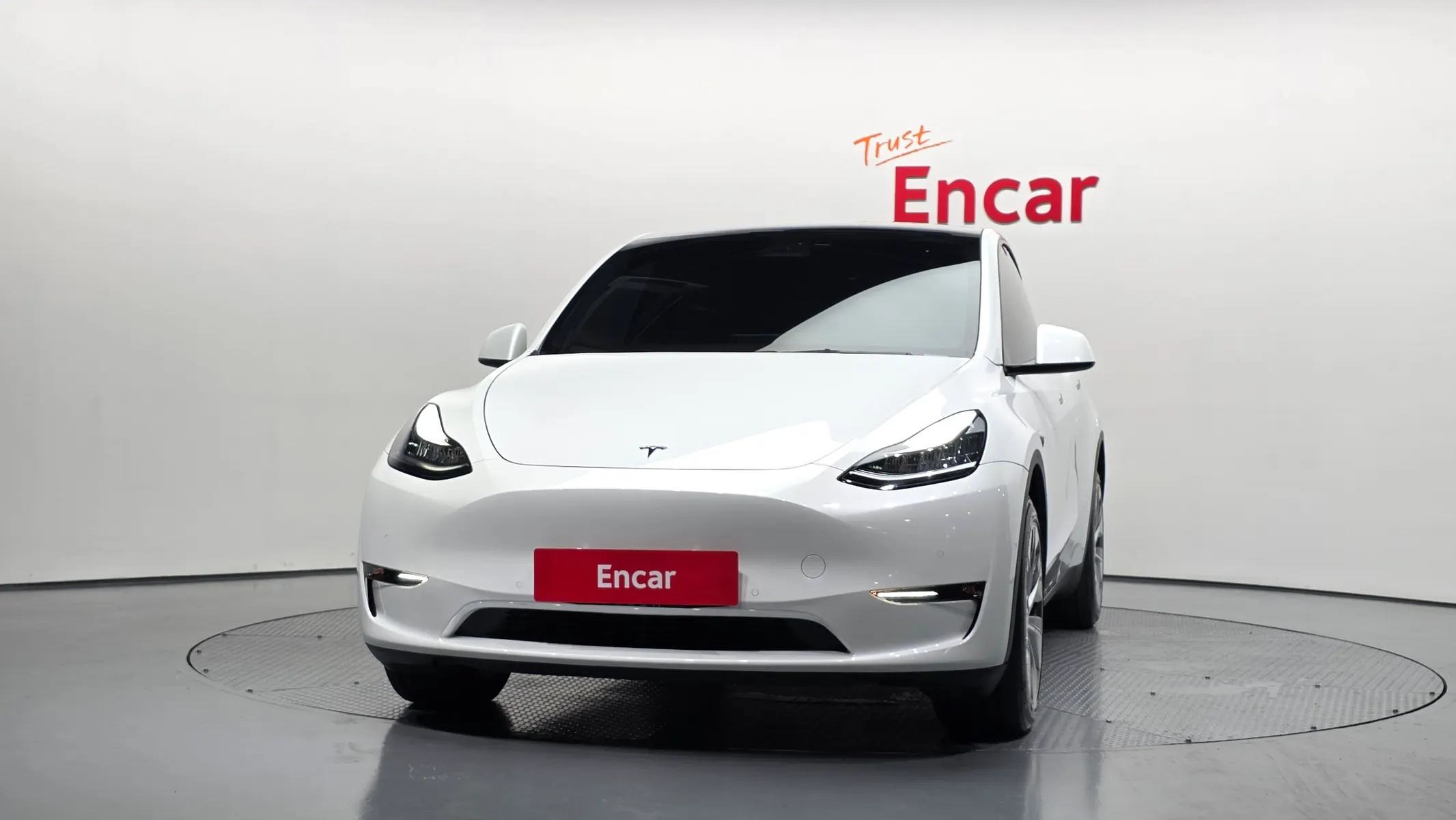 Tesla Y AWD 2022 3/35