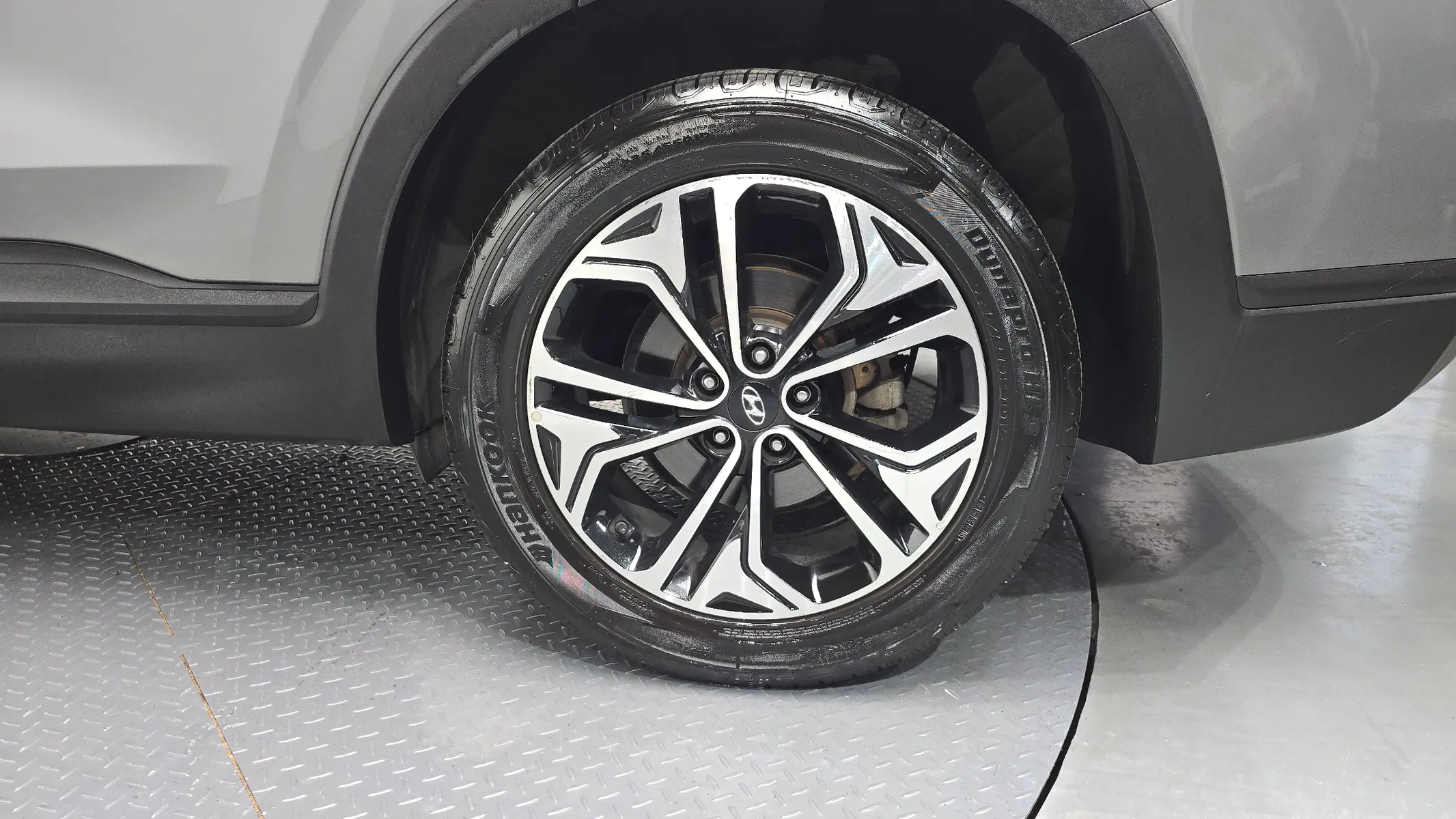 Hyundai TM 2.2 2WD 2019 32/33