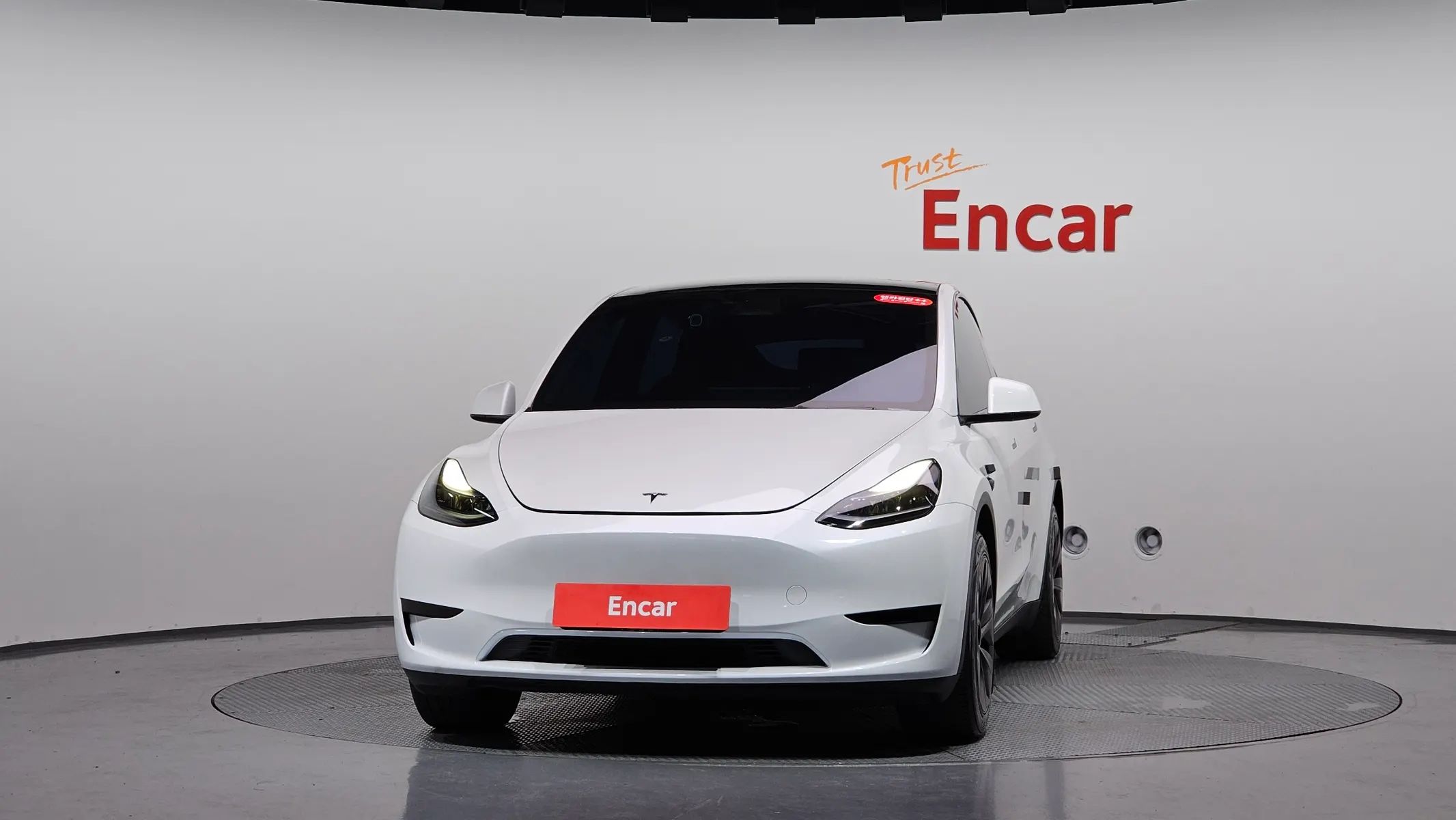 Tesla Y RWD 2024 2/5