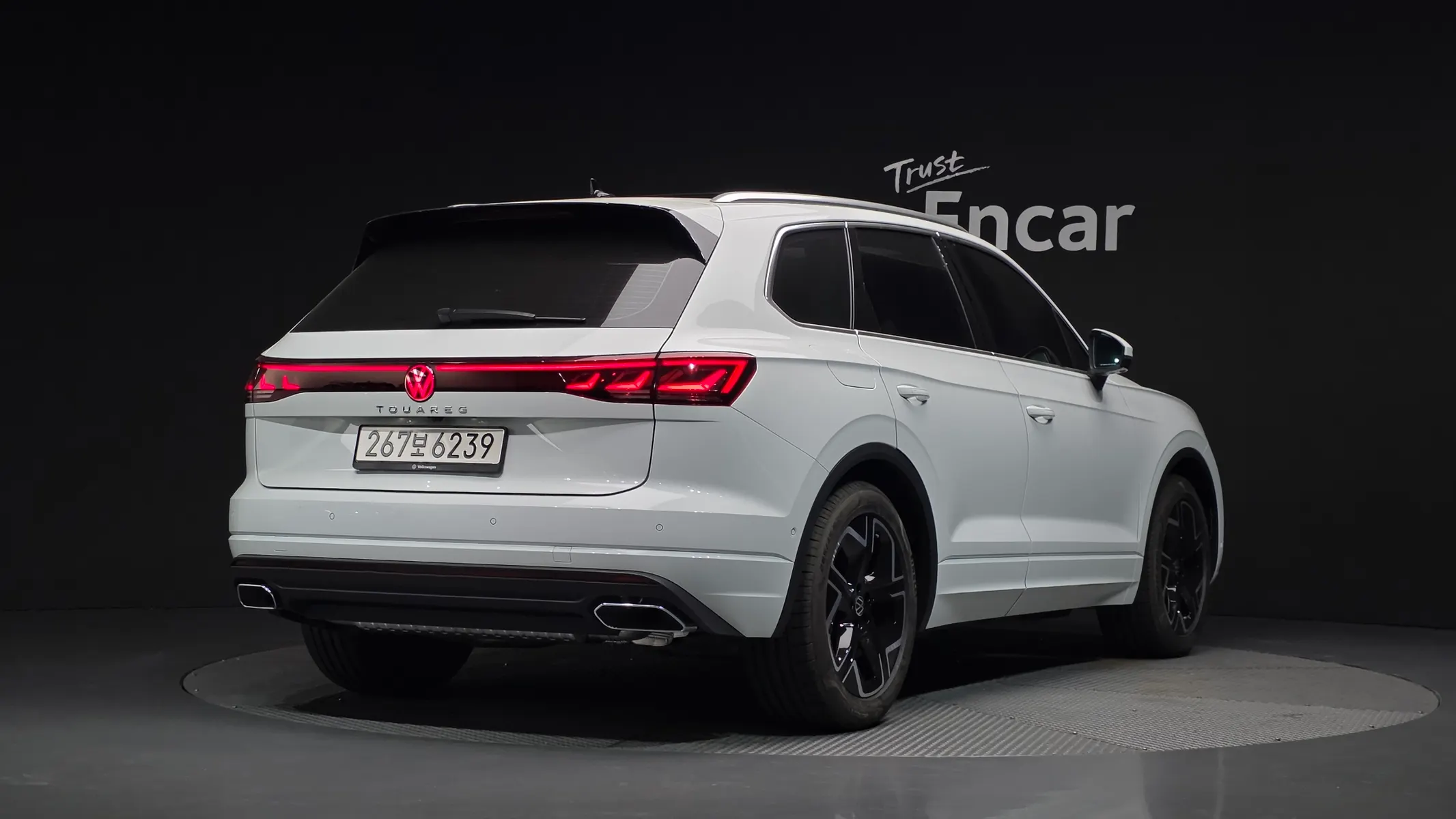 Volkswagen 3 3.0 TDI 2025 2/38