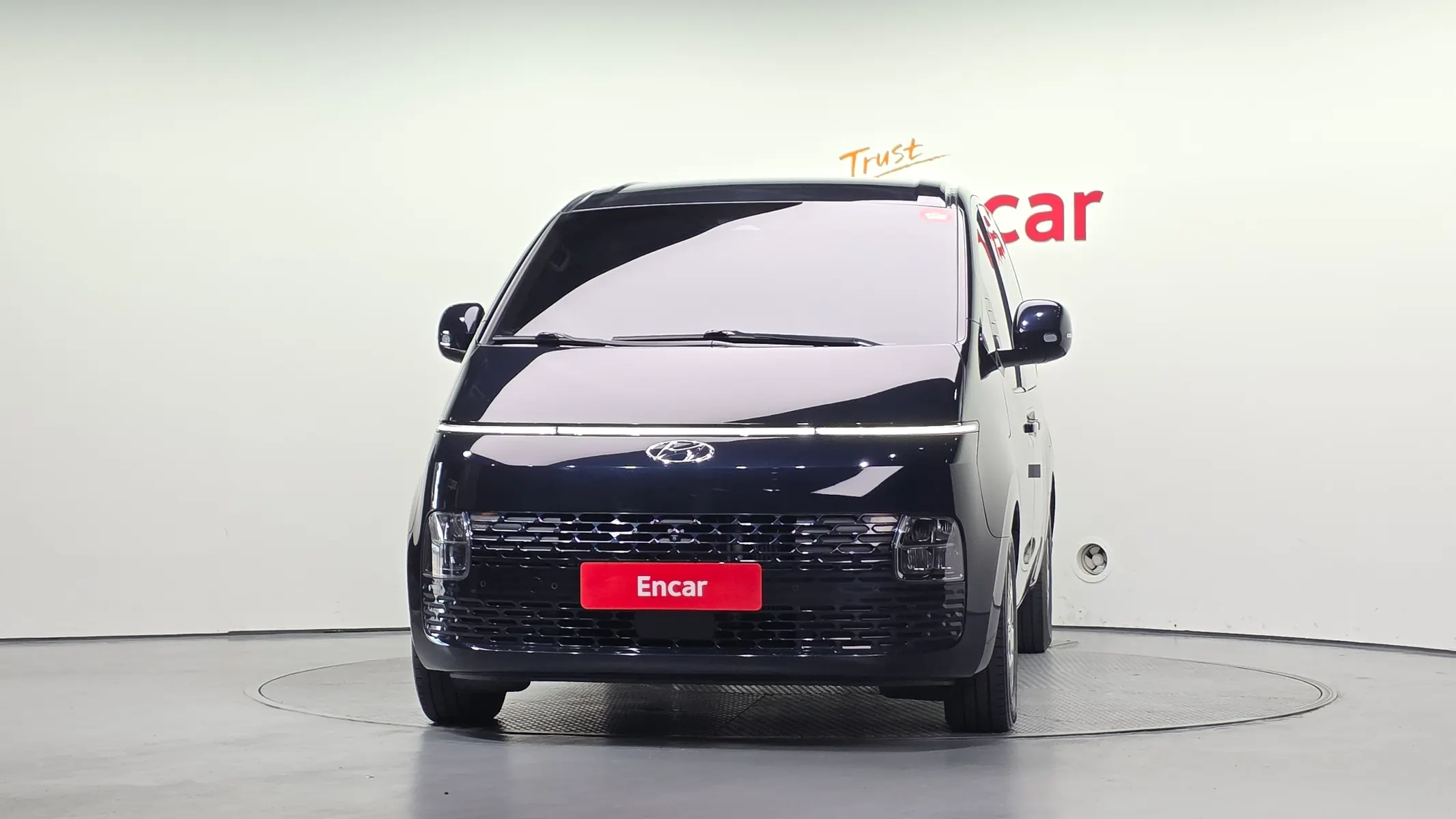 Hyundai Staria 5 2022 2/5