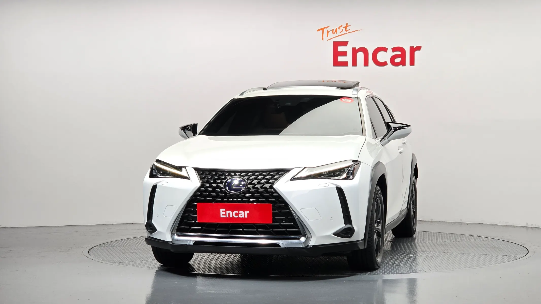 Lexus UX250h 2.0 2WD 2021 2/5