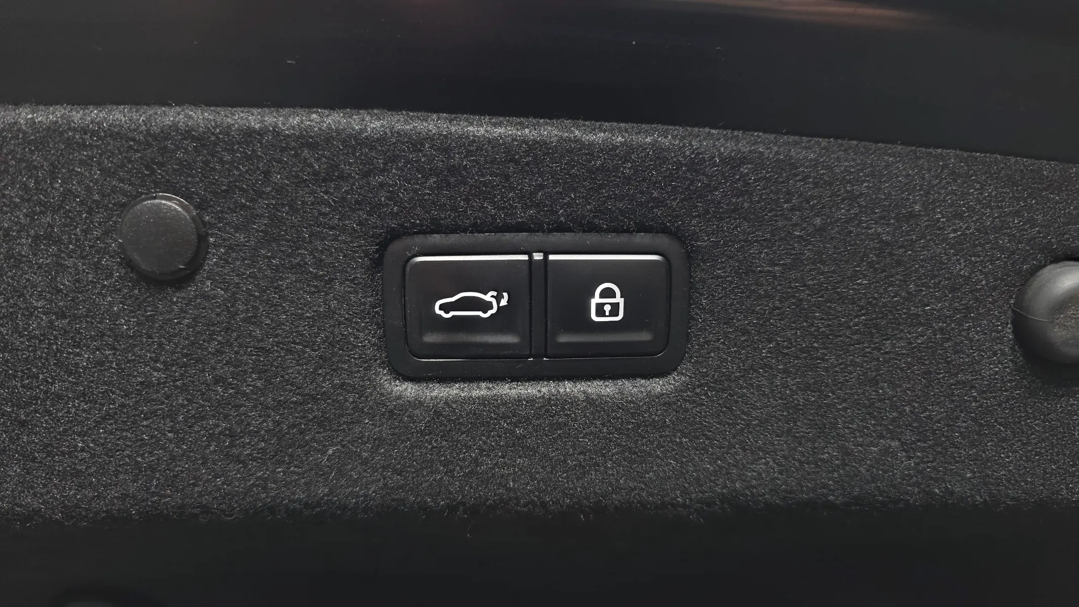 Kia K8 2022 32/33