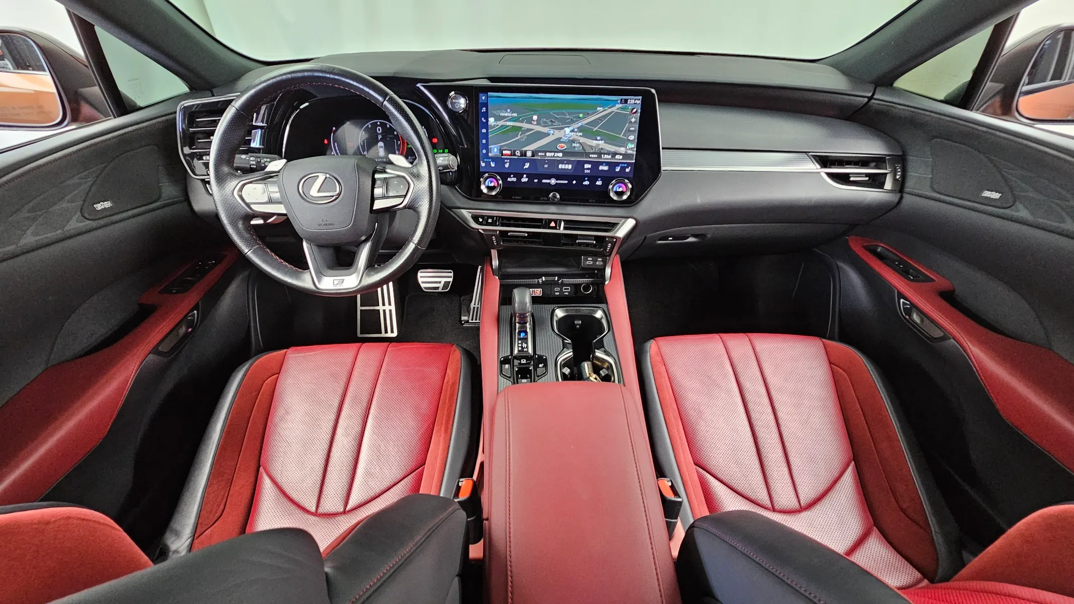 Lexus RX500h 5 F-Sport 2023 4/5