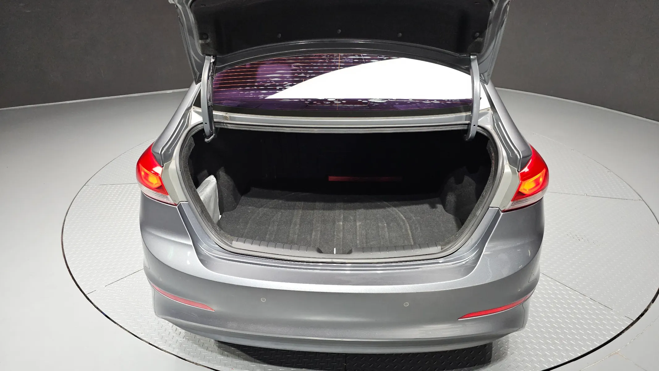 Hyundai AD 1.6 e-VGT 2015 31/32