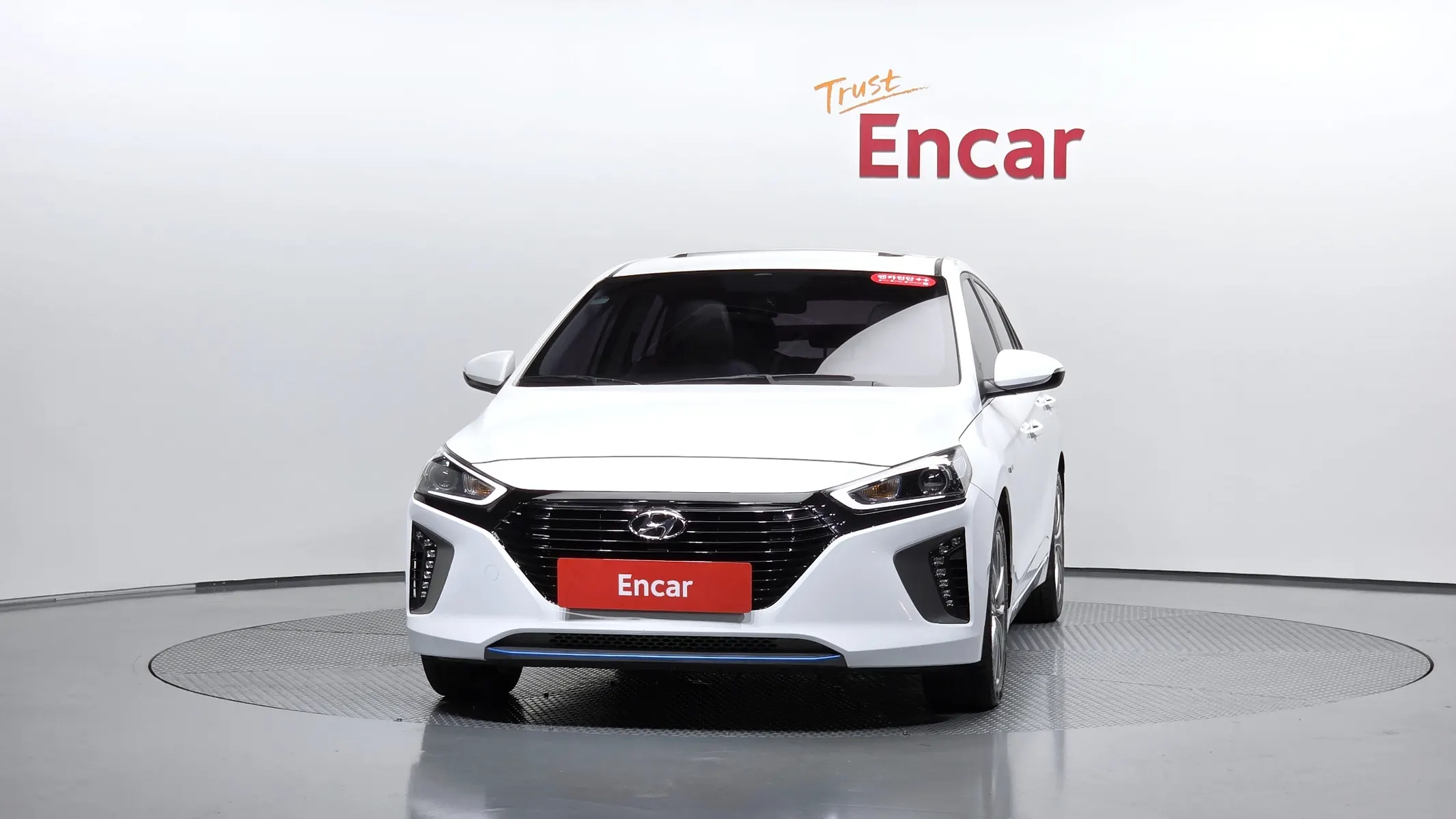 Hyundai 아이오닉 하이브리드 N 2016 2/5