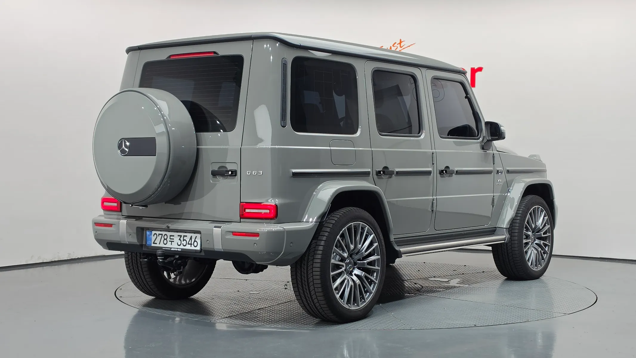 Mercedes-Benz G-Class W465 AMG G63 2026 2/38
