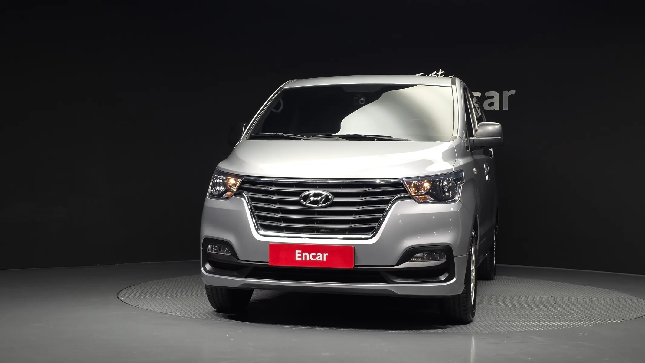Hyundai 그랜드 스타렉스 5 2020 2/5