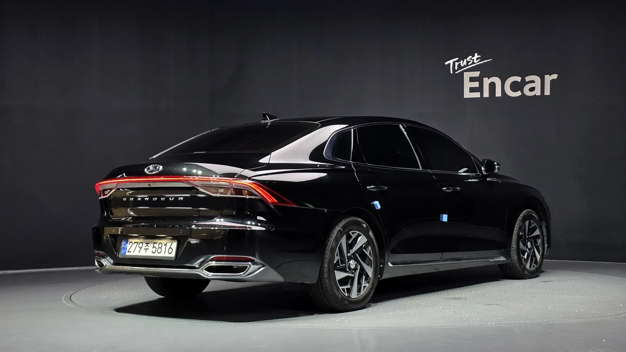 Hyundai IG 2020 2/36