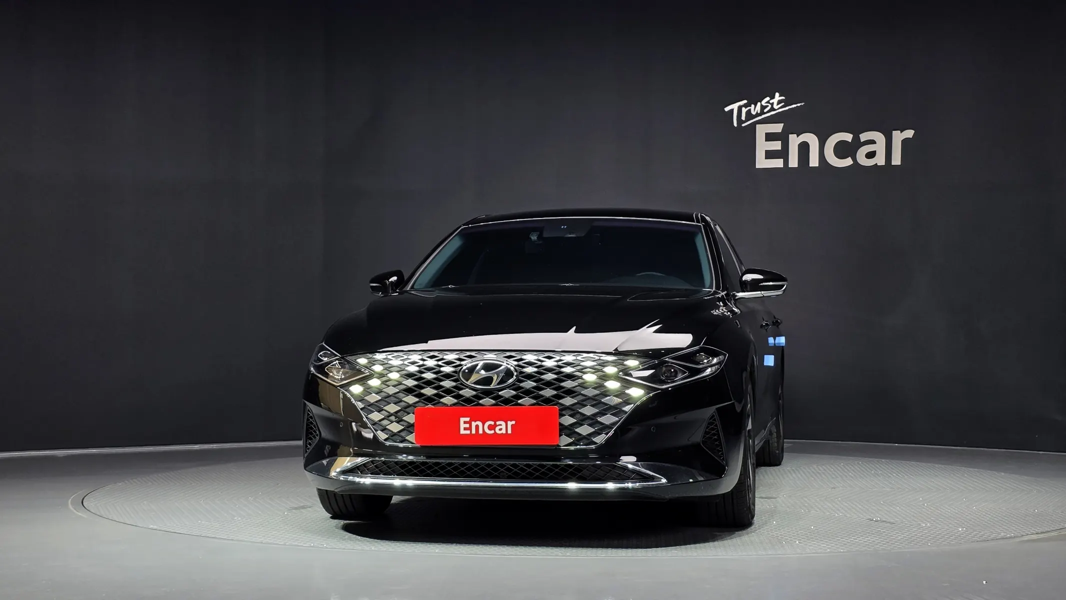Hyundai IG 2020 3/36