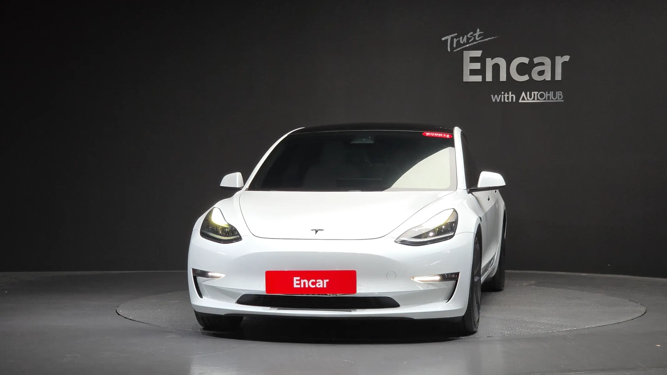 Tesla 3 AWD 2021 2/5