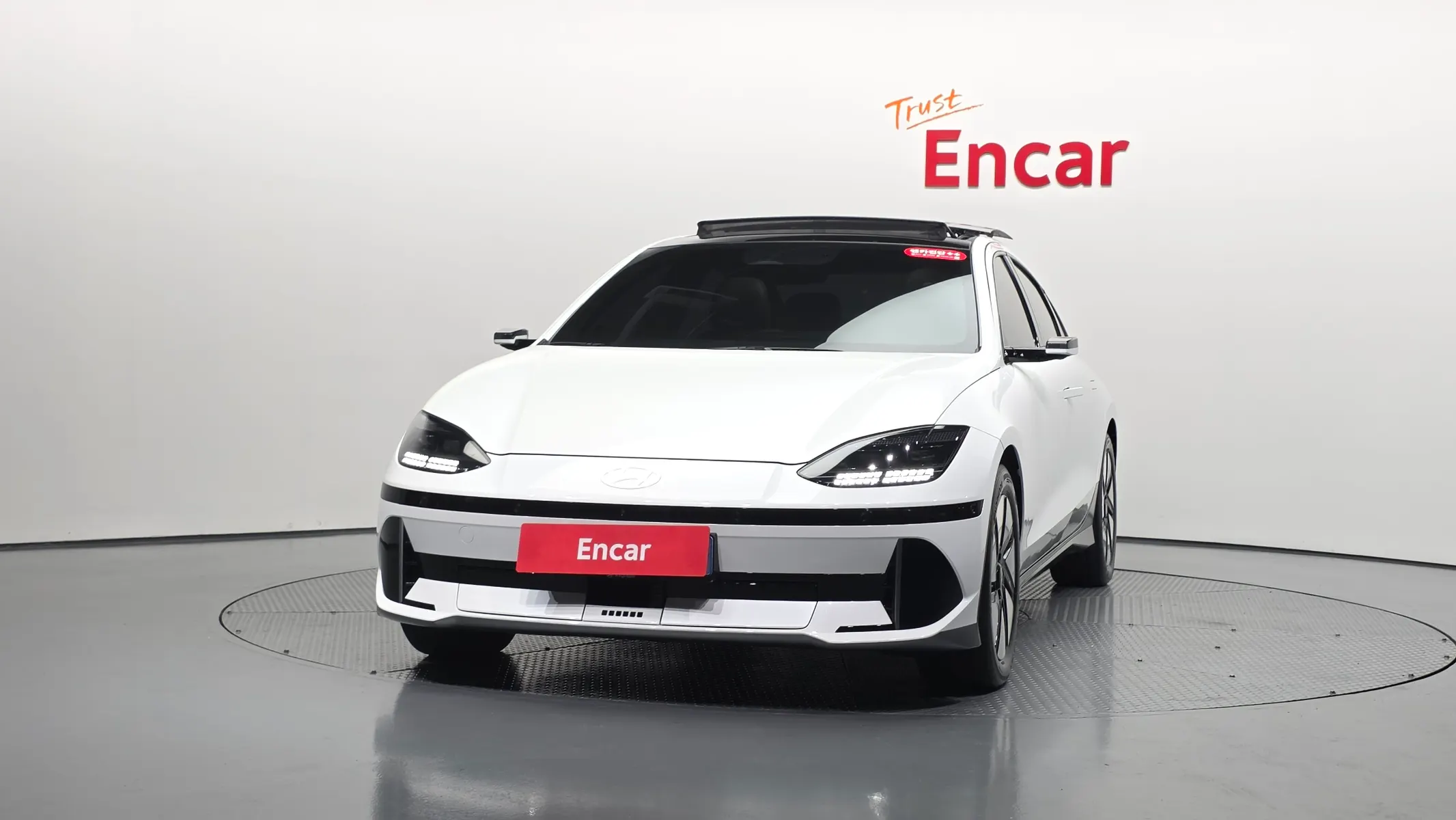 Hyundai Ioniq 6 AWD 2024 3/34