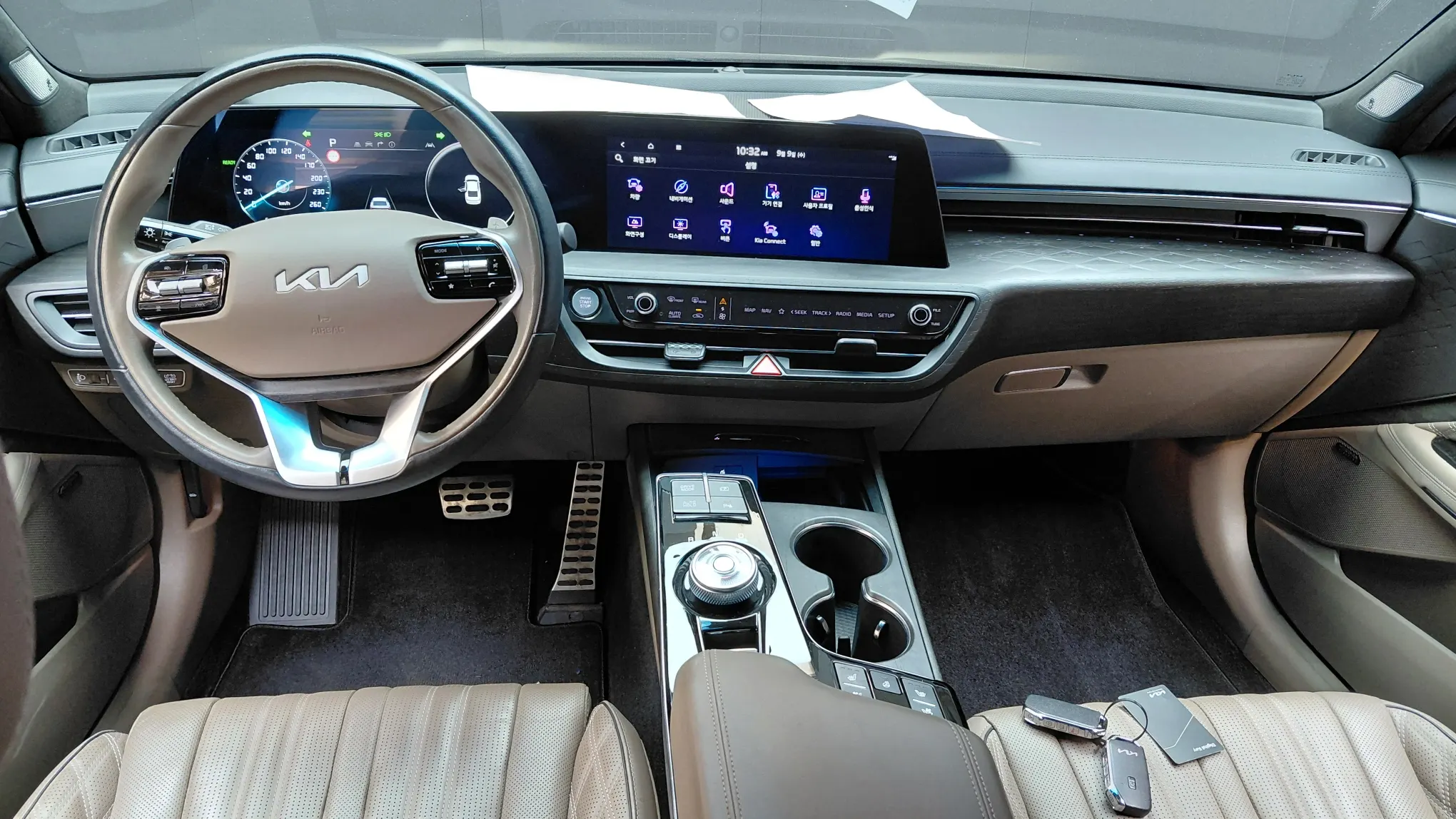 Kia K8 2022 4/5