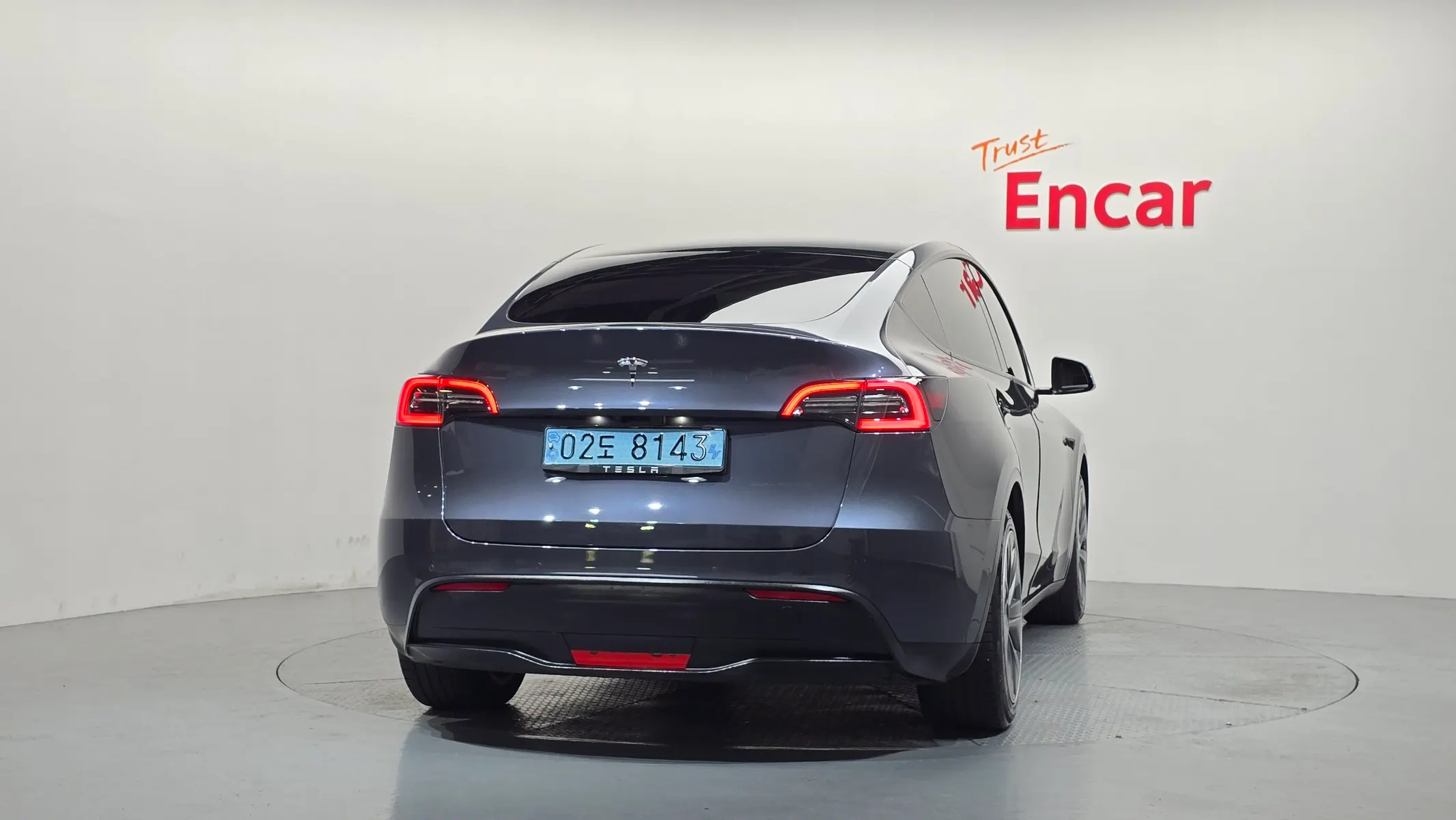 Tesla Y RWD 2021 3/5