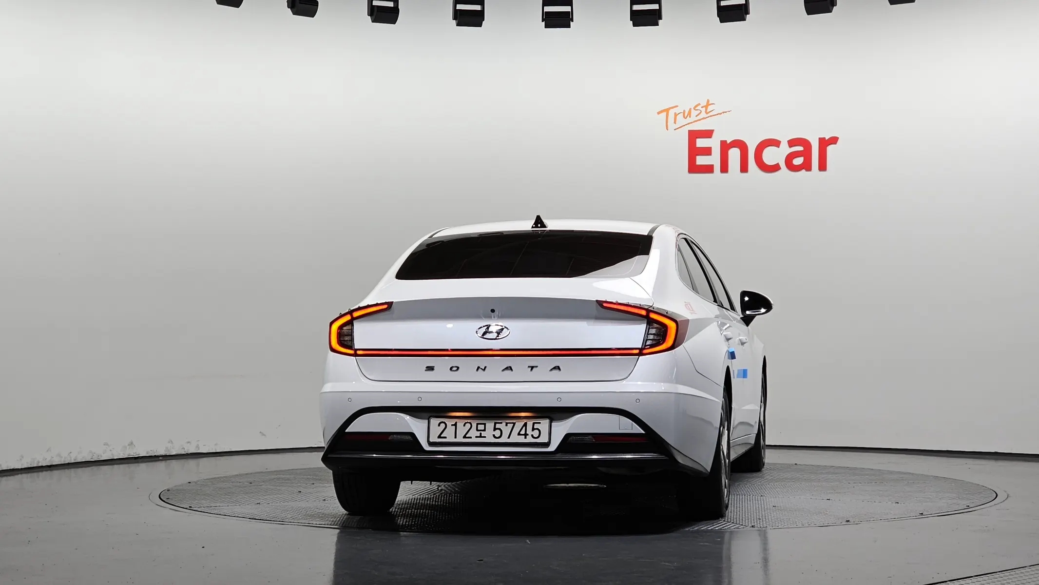 Hyundai (DN8) 2.0 LPG() 2019 3/5