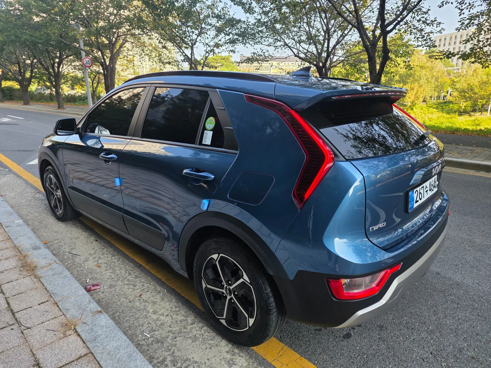 Kia 디 니로 2022 3/5