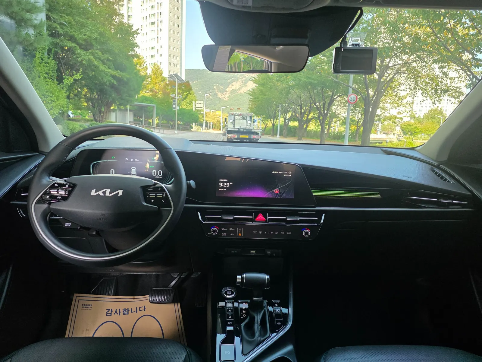 Kia 디 니로 2022 4/5