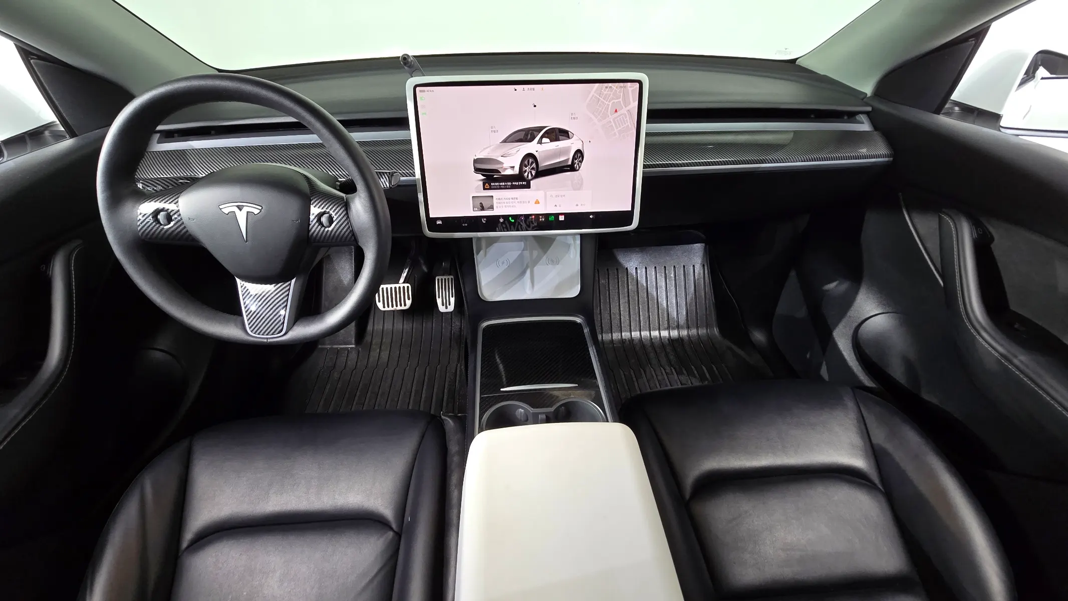 Tesla Y AWD 2022 4/5