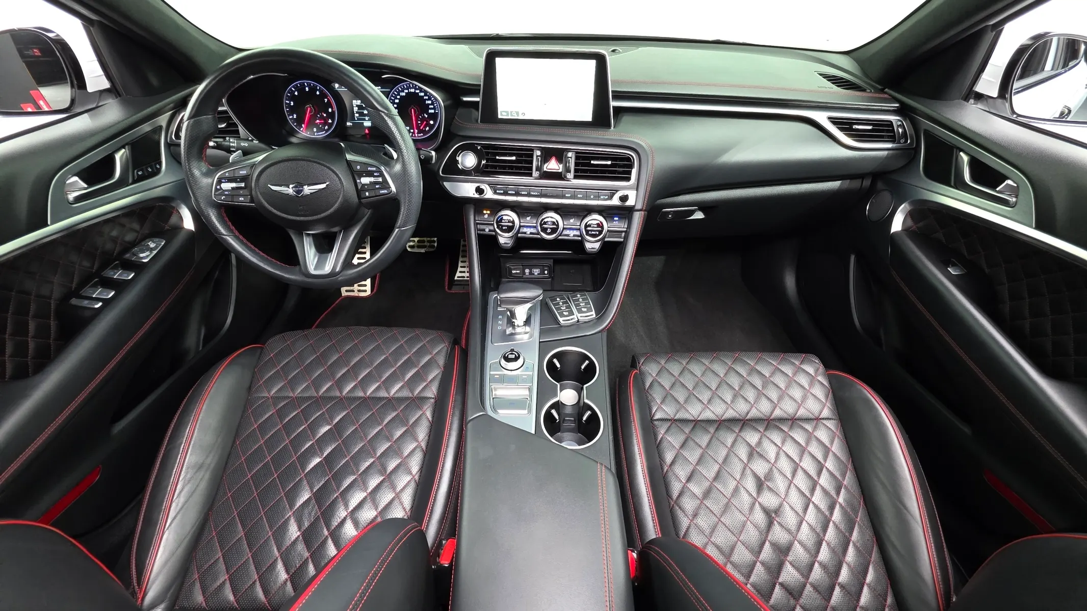Genesis G70 2.0T AWD 2019 4/5