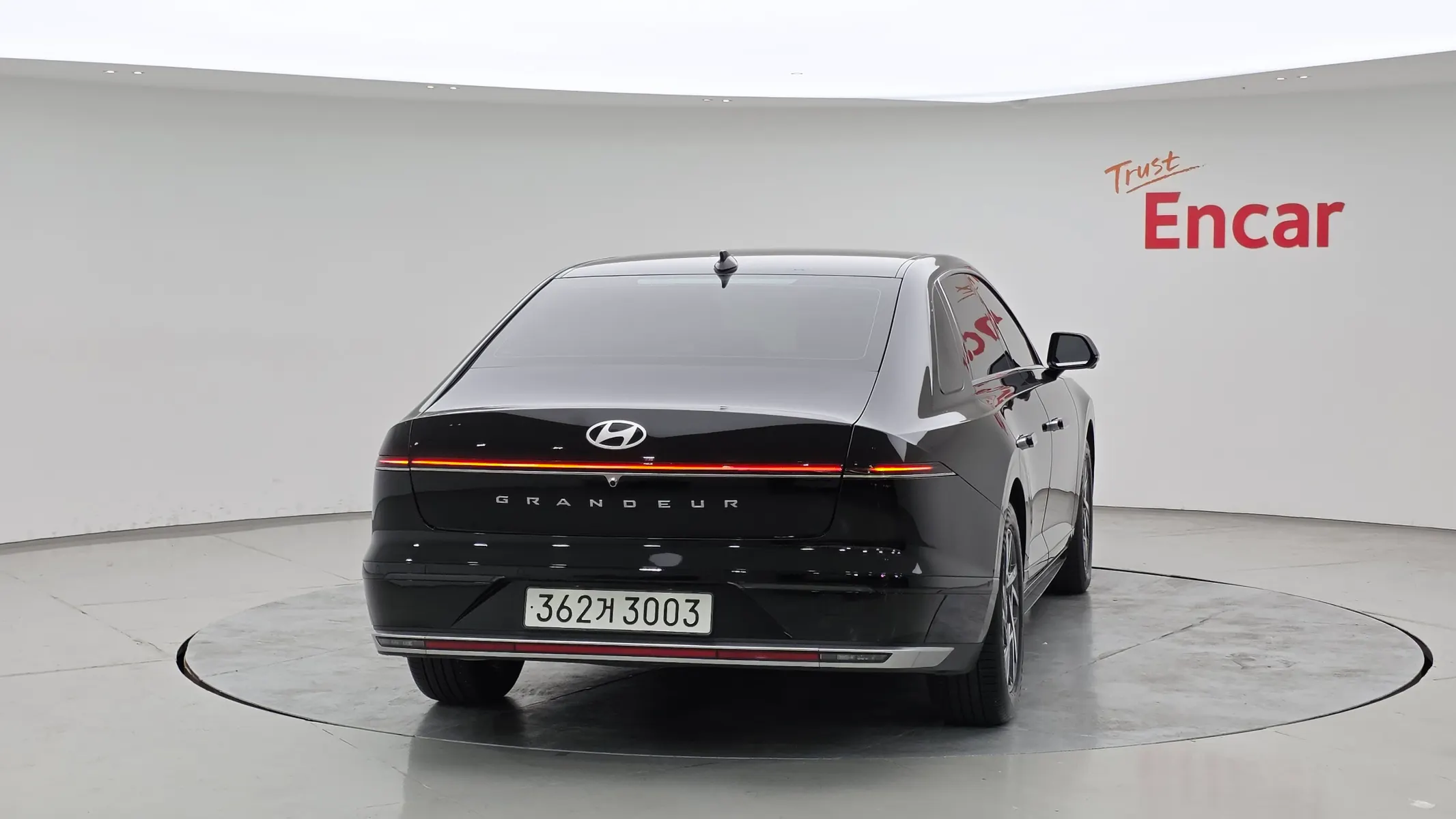 Hyundai (GN7) 2024 3/5