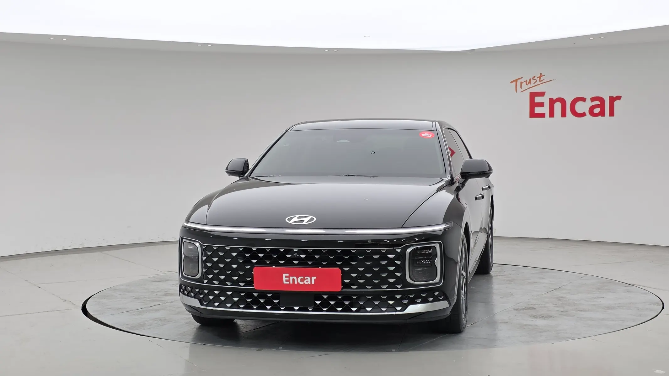 Hyundai (GN7) 2024 2/5