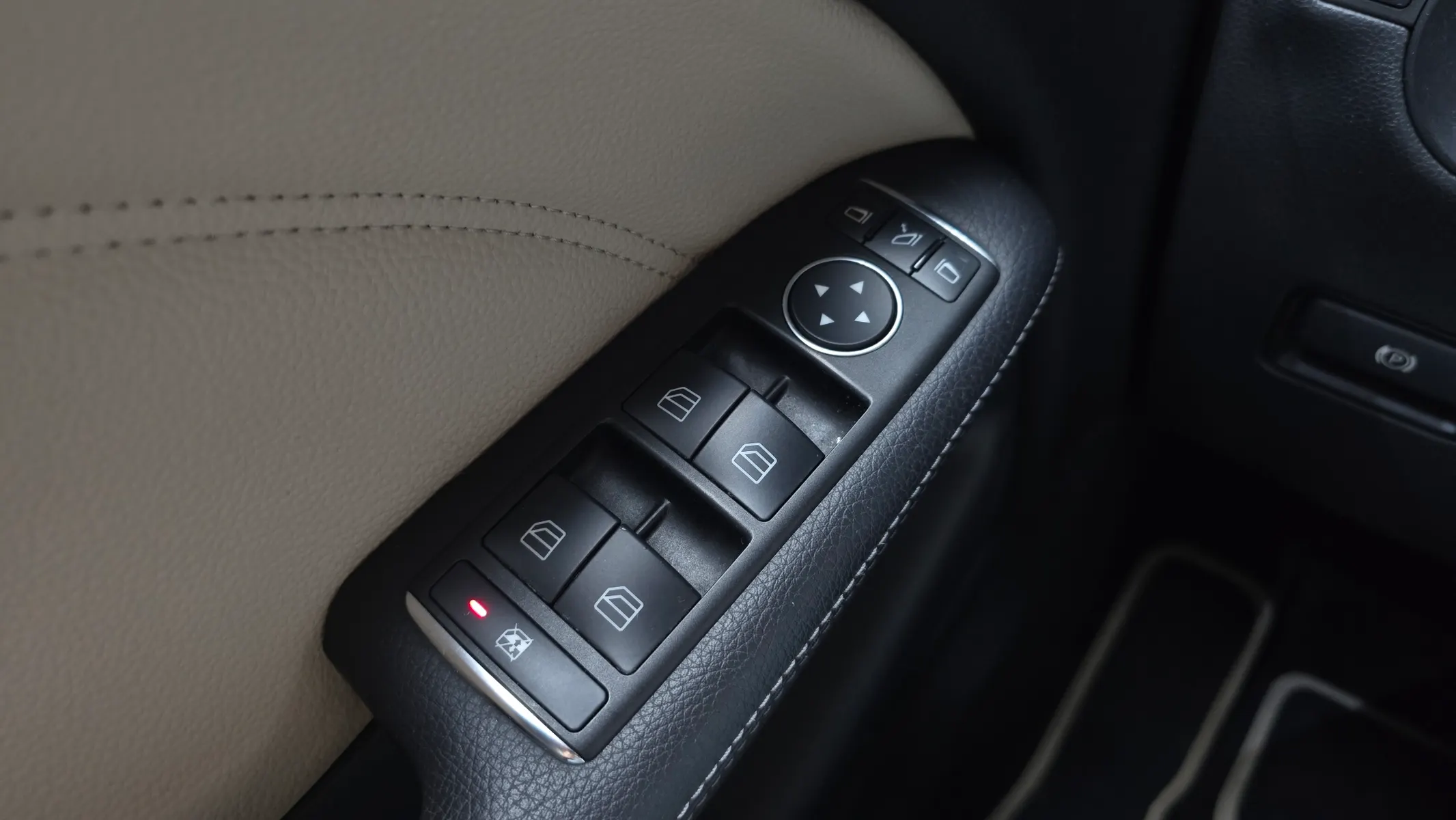 Mercedes-Benz B-Class W246 B200 CDI 2012 30/31