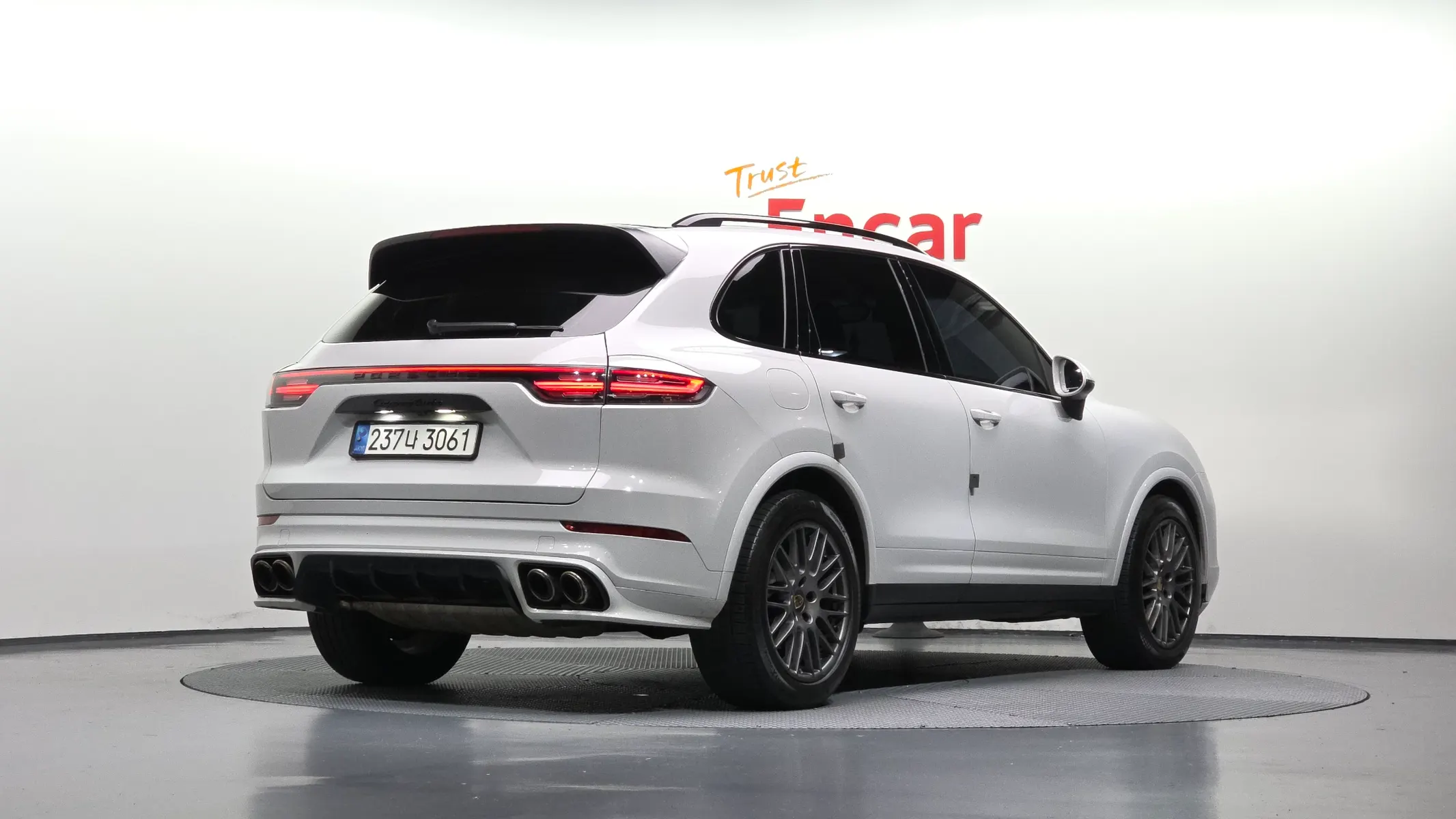 Porsche 카이엔 3.0 2017 2/21