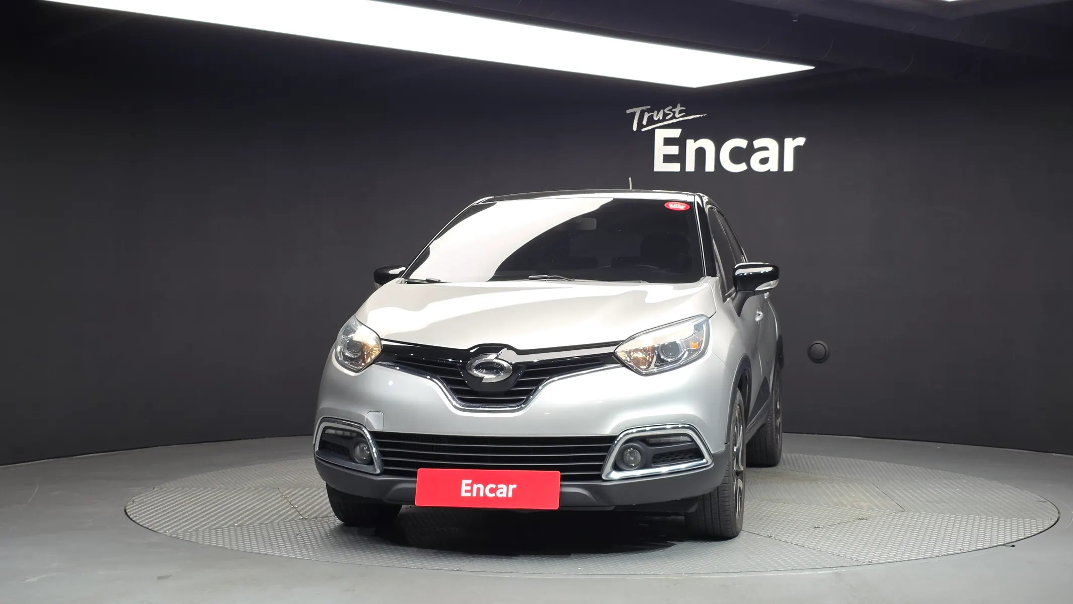 Renault Korea QM3 RE 2015 2/5