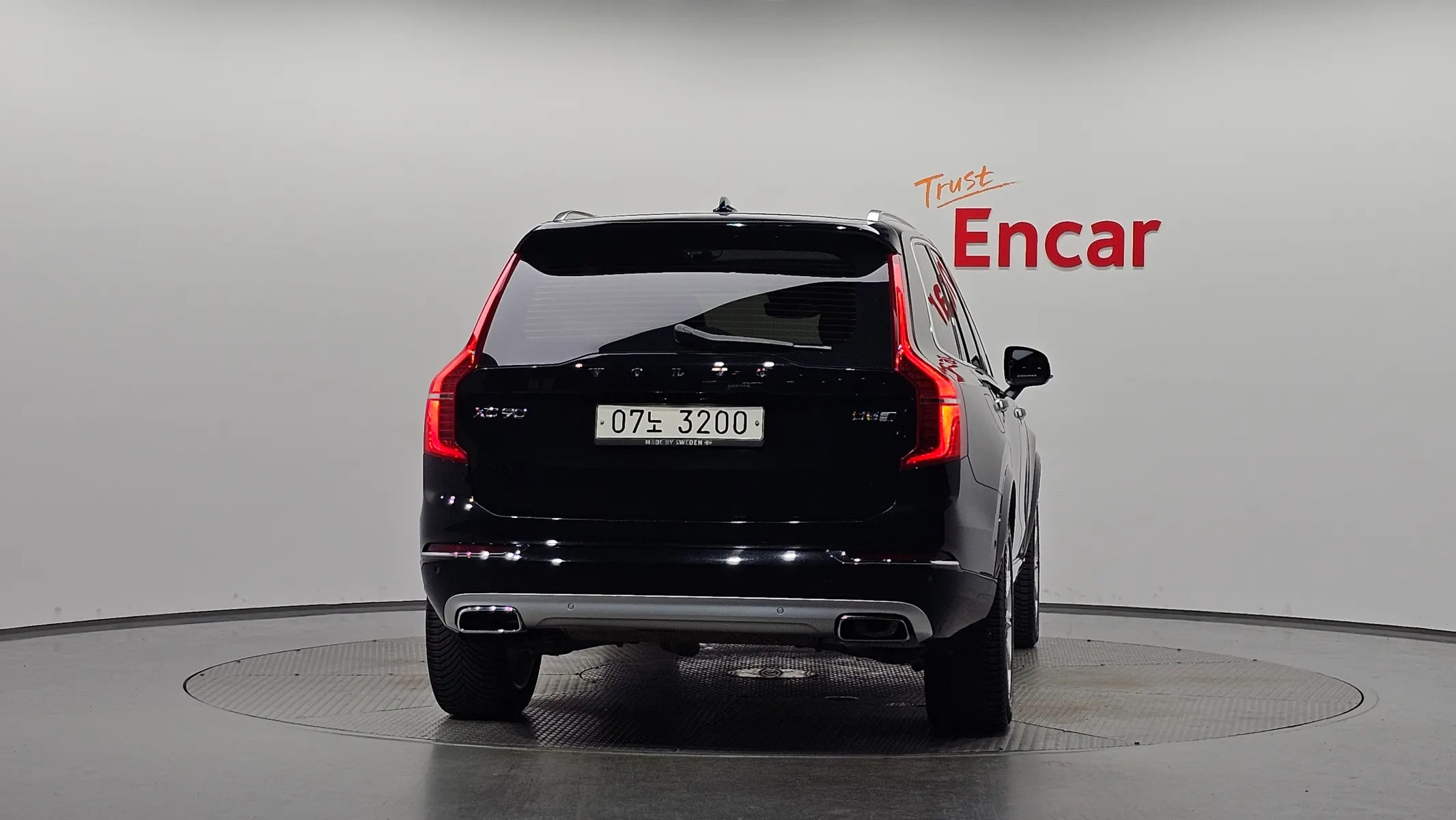 Volvo XC90 2 D5 2018 3/5