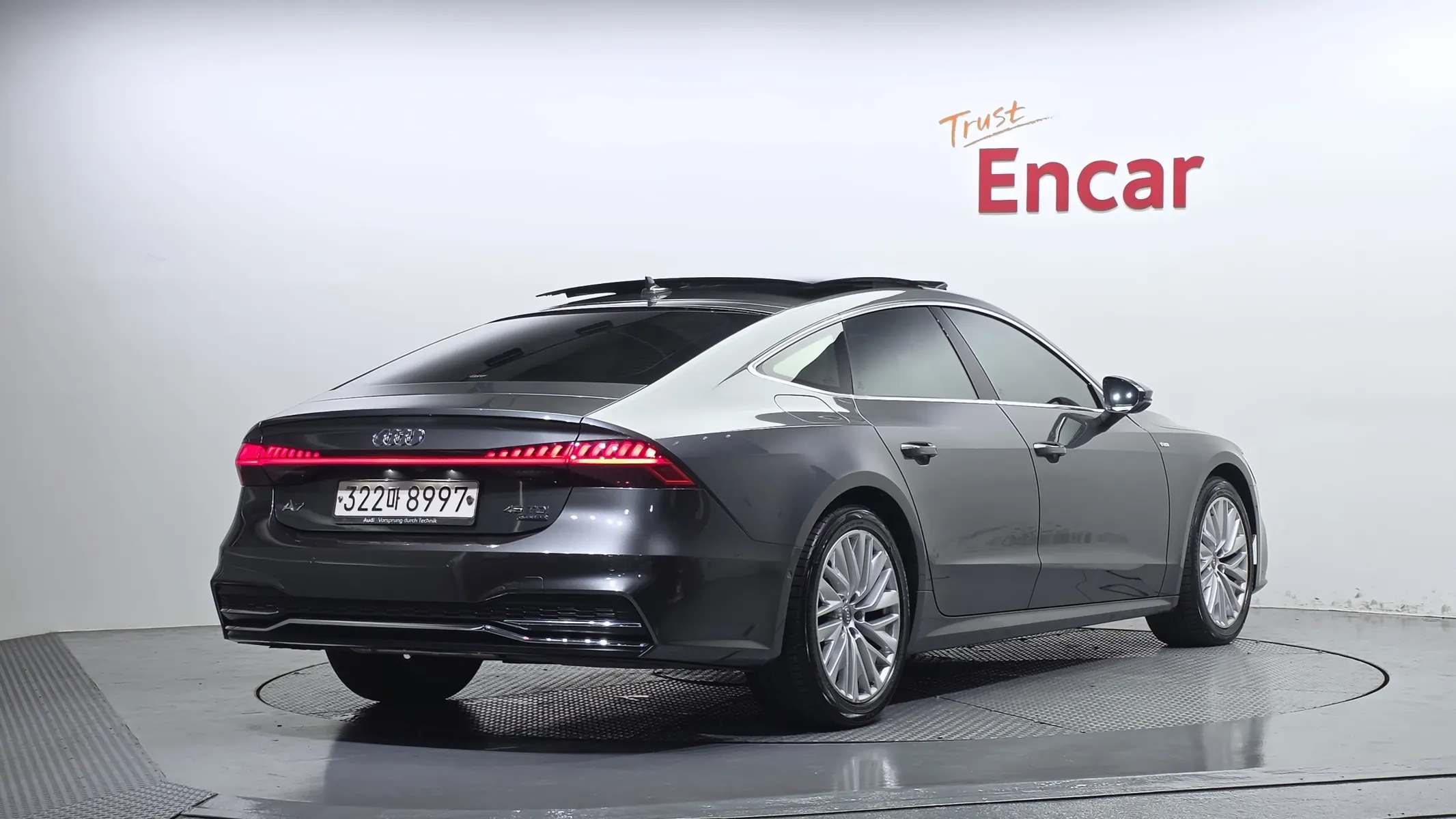 Audi A7 (4K) 45 TDI 2020 2/37