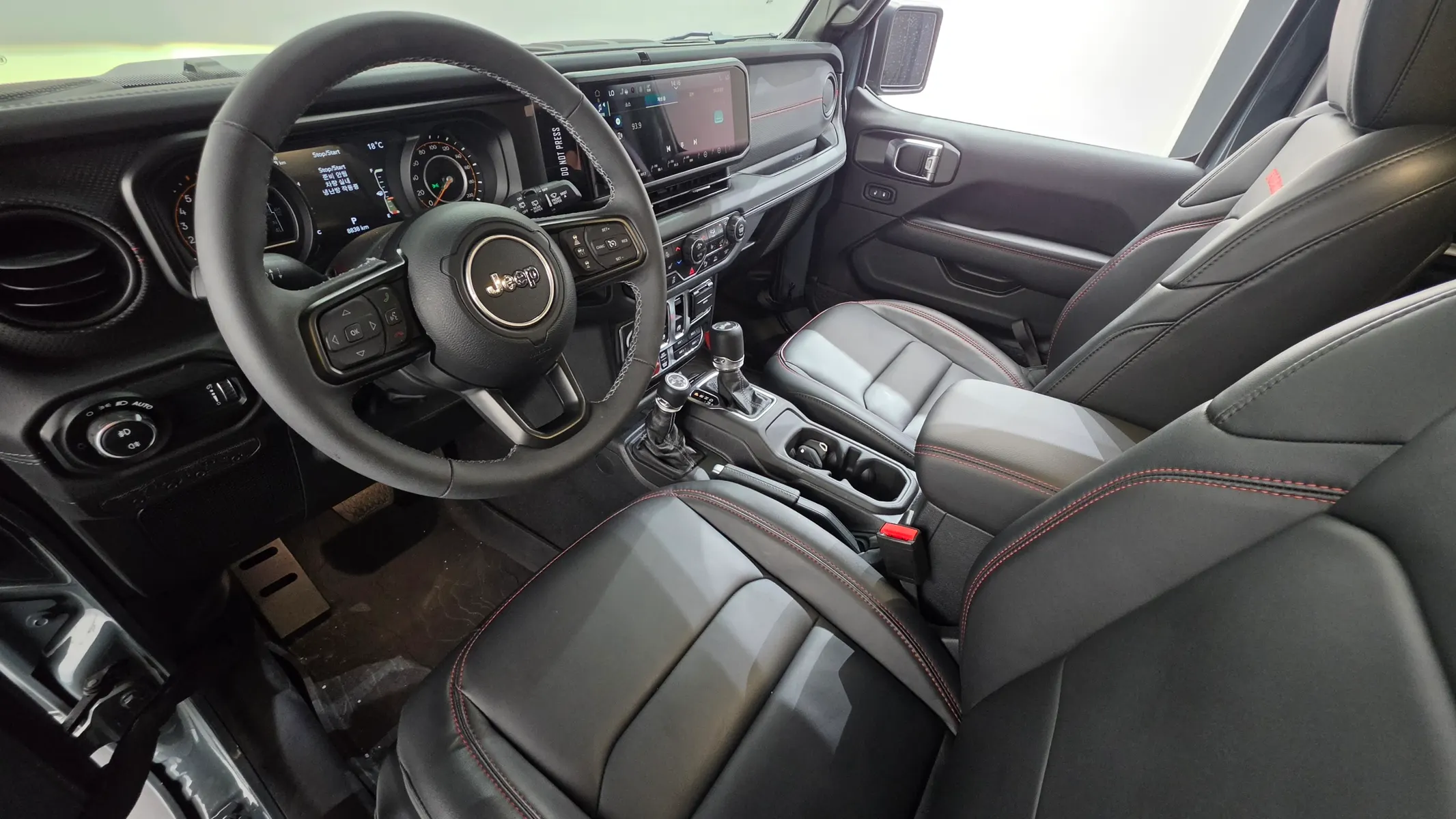 Jeep (JL) 2.0 2 2025 4/5