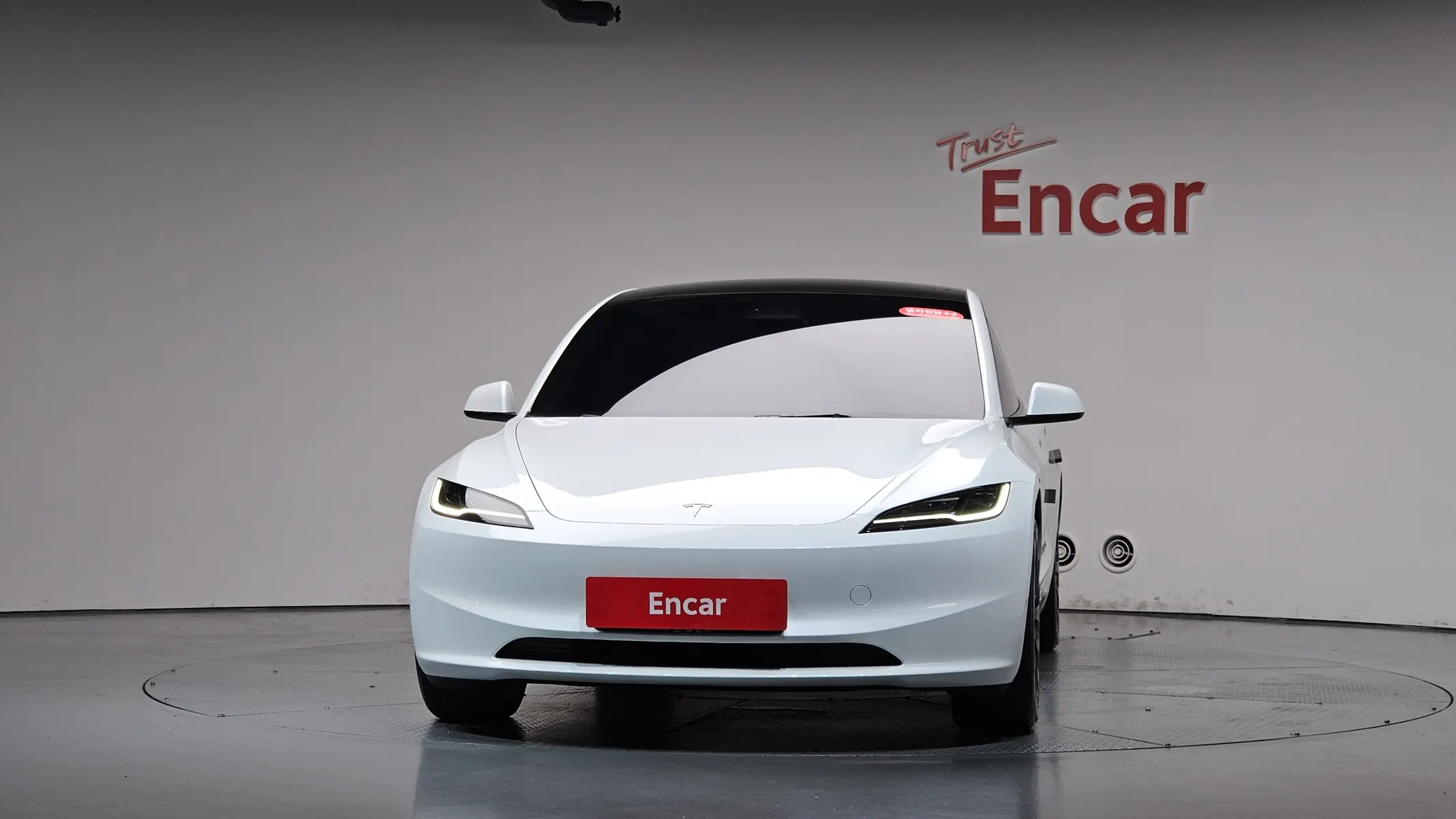 Tesla 3 RWD 2025 3/37