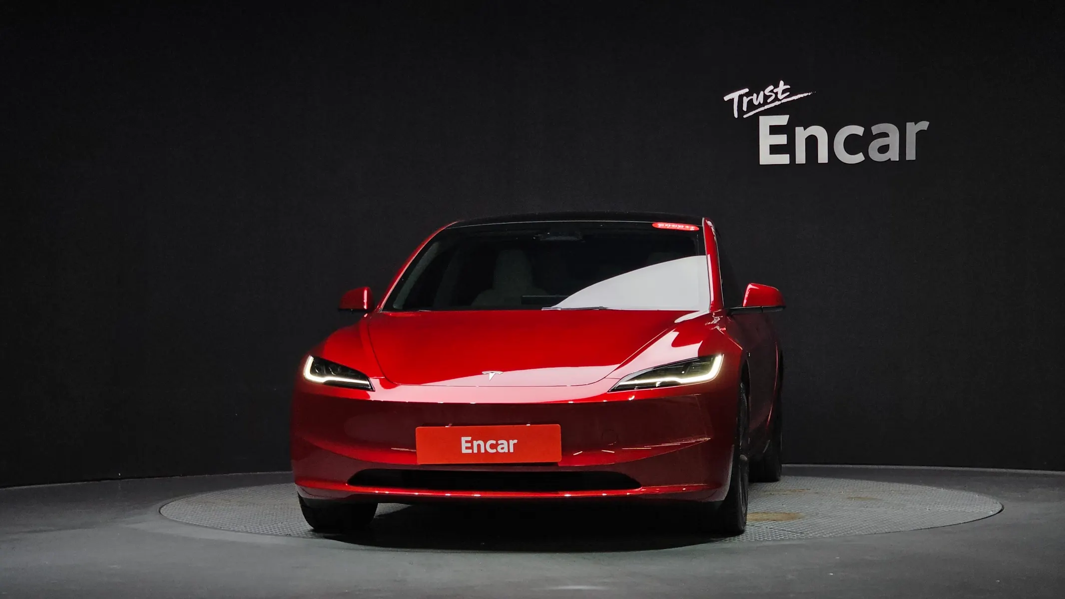 Tesla 3 AWD 2024 3/36