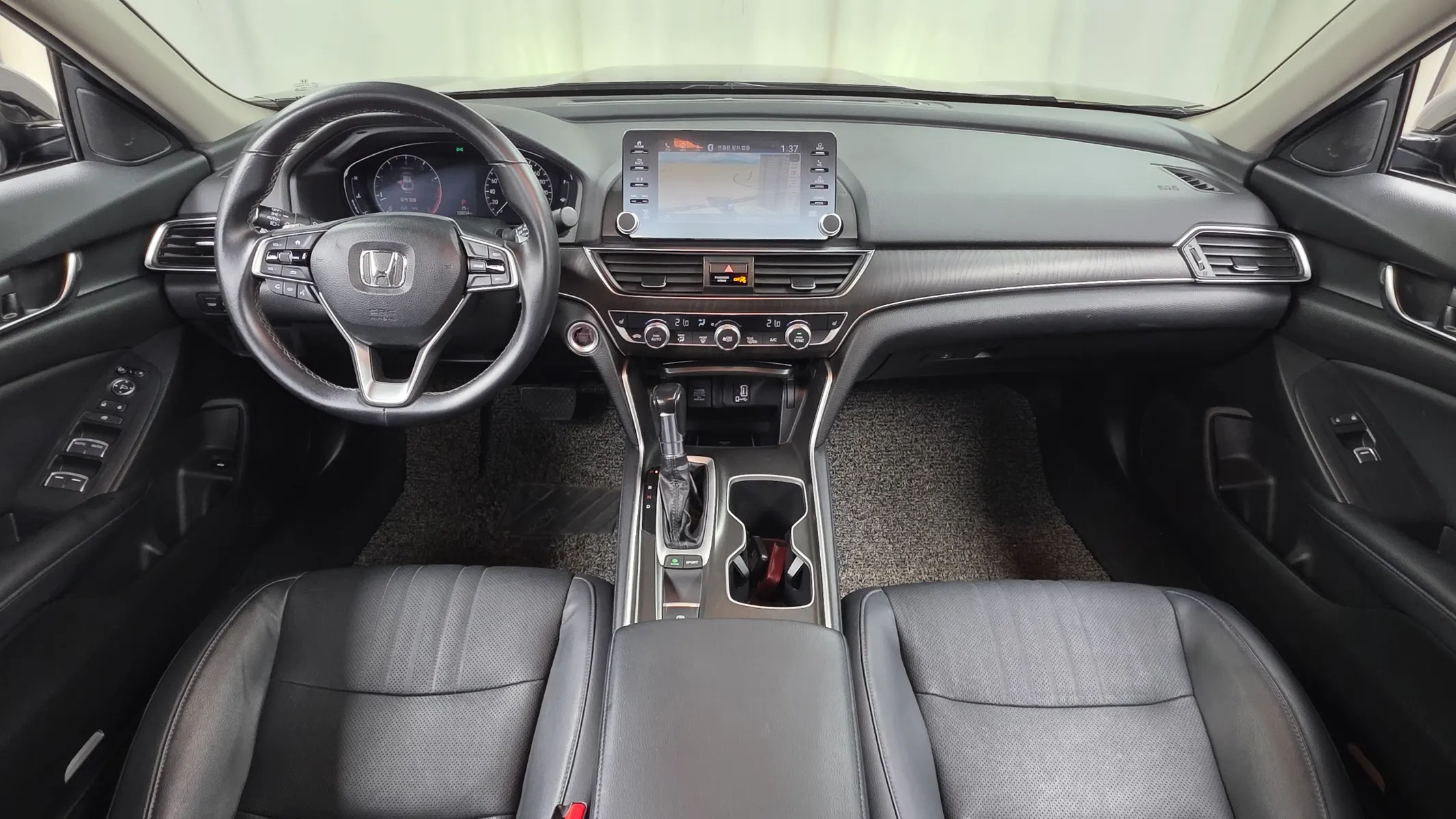 Honda 10 1.5 2018 4/5