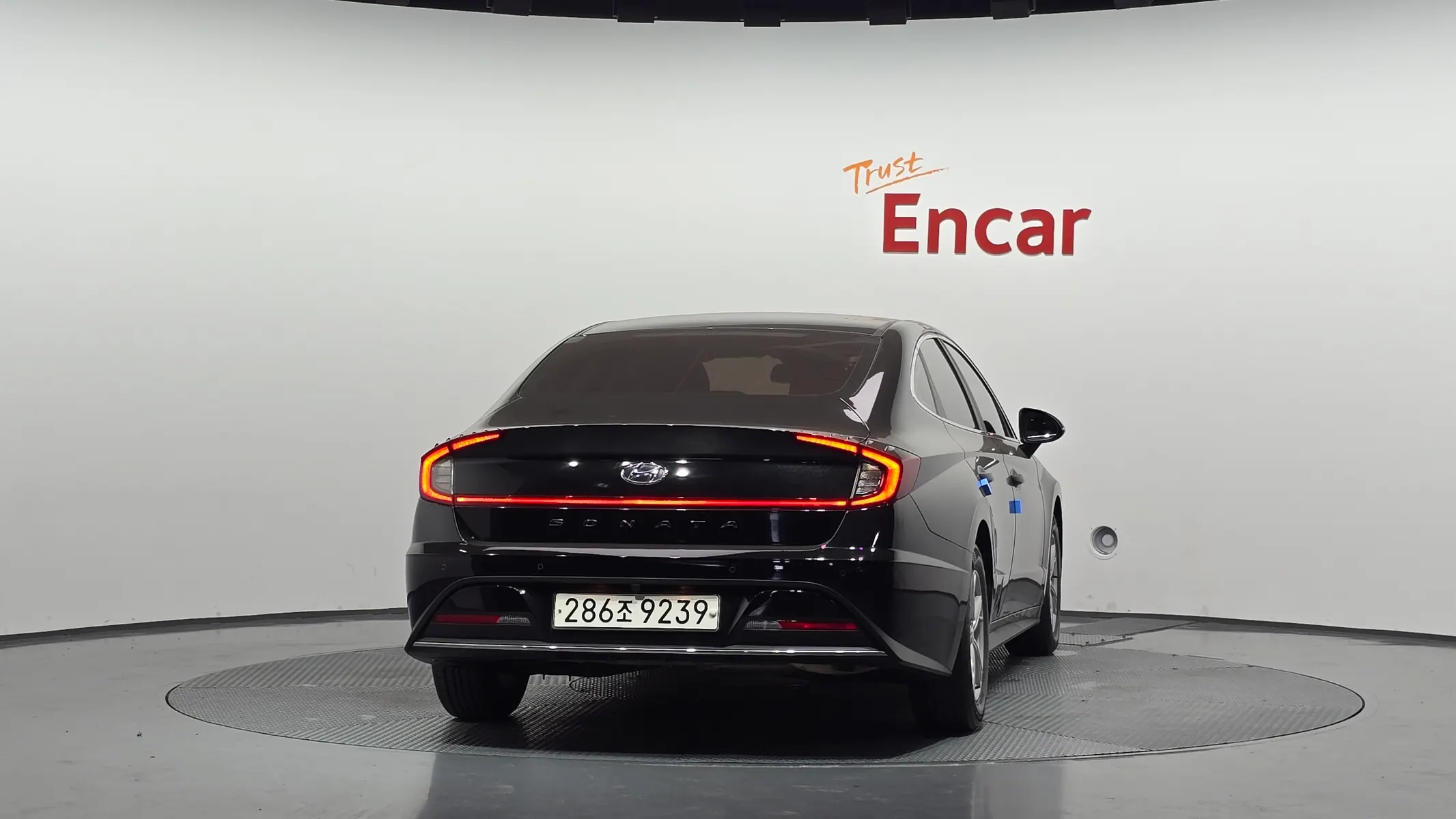 Hyundai (DN8) 2.0 LPG() 2021 3/5
