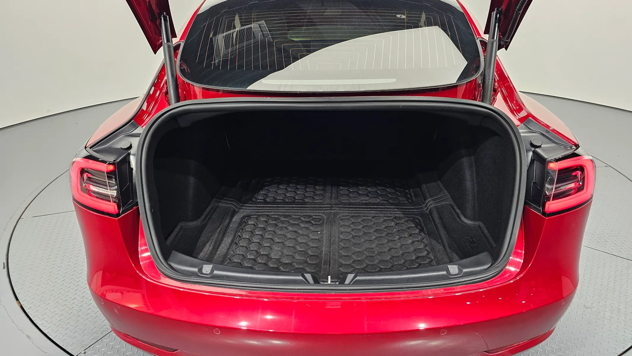 Tesla 3 AWD 2020 34/35