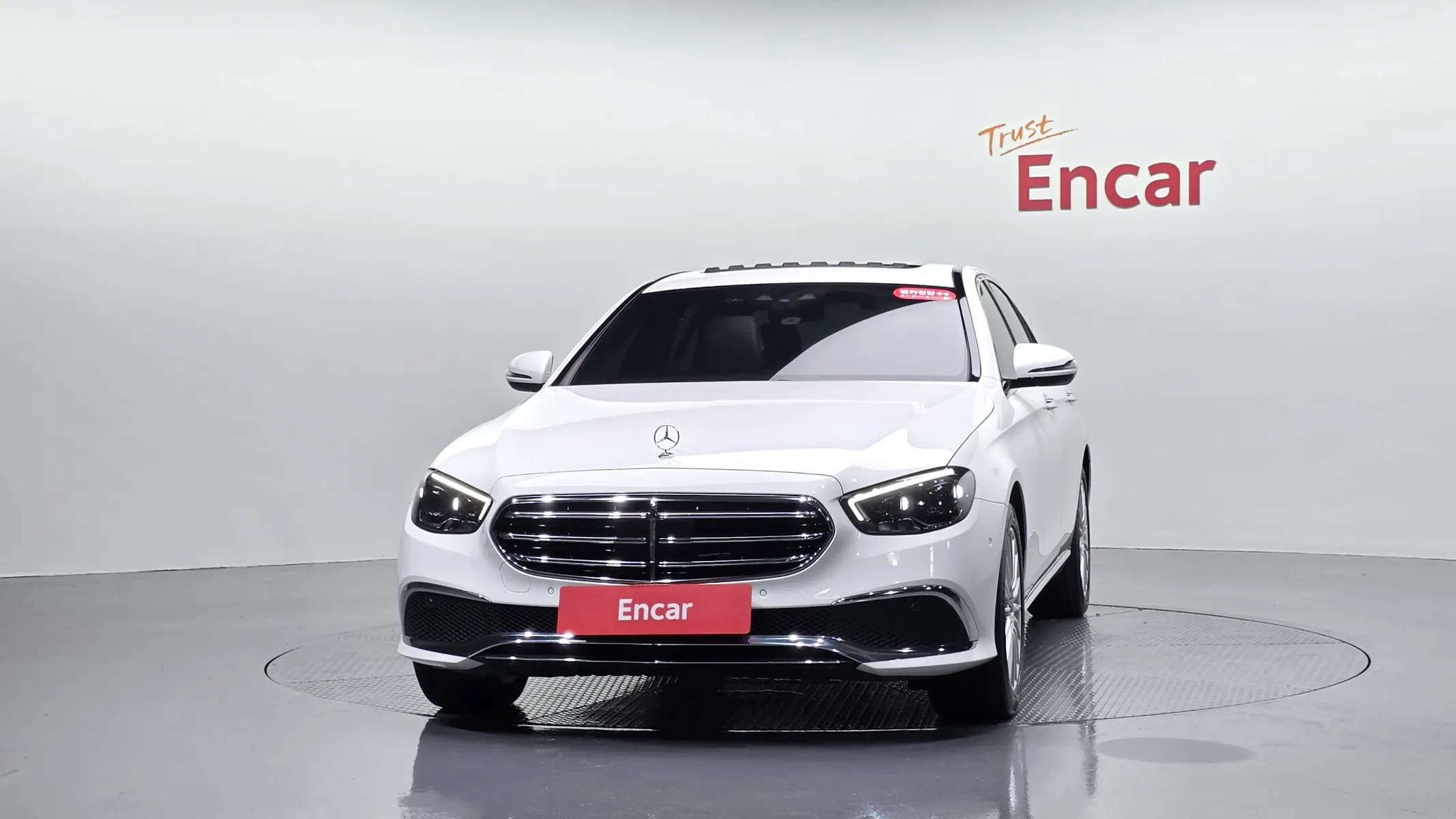 Mercedes-Benz E-Class W213 E250 2020 2/34