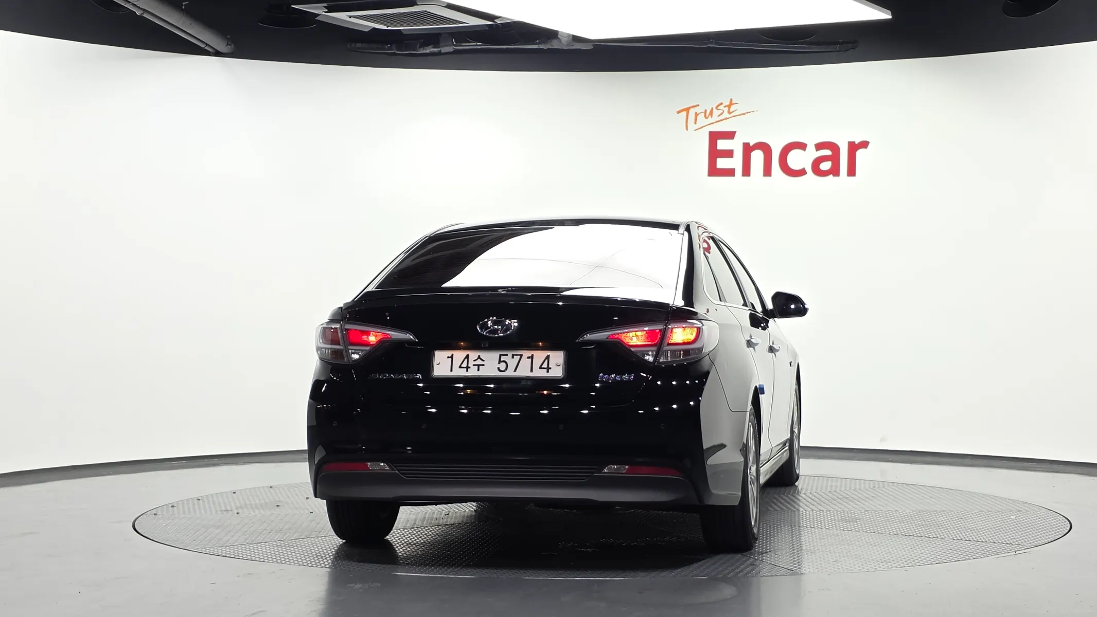 Hyundai LF 2.0 HEV 2015 3/5